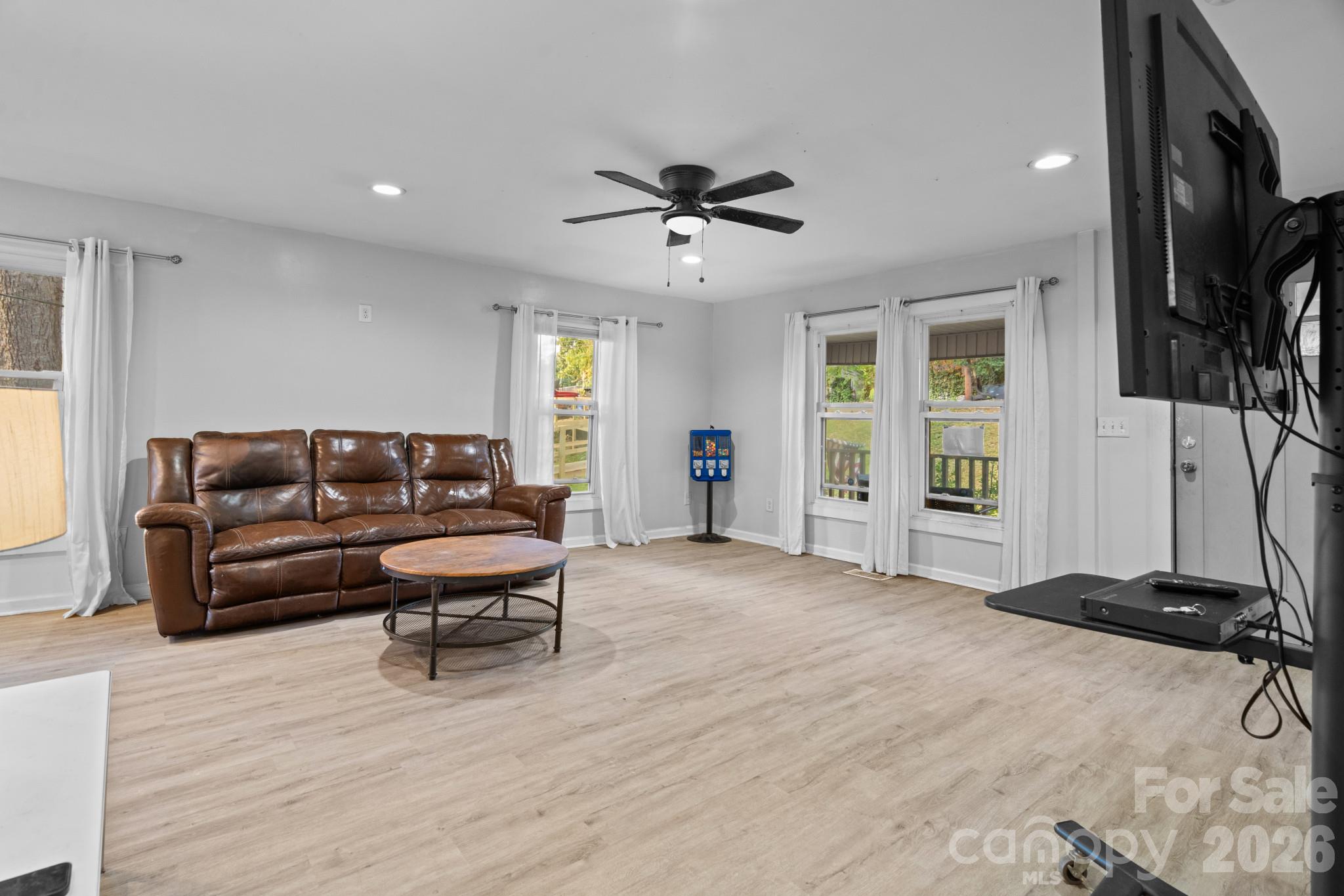 177 Young Avenue Property Photo 11