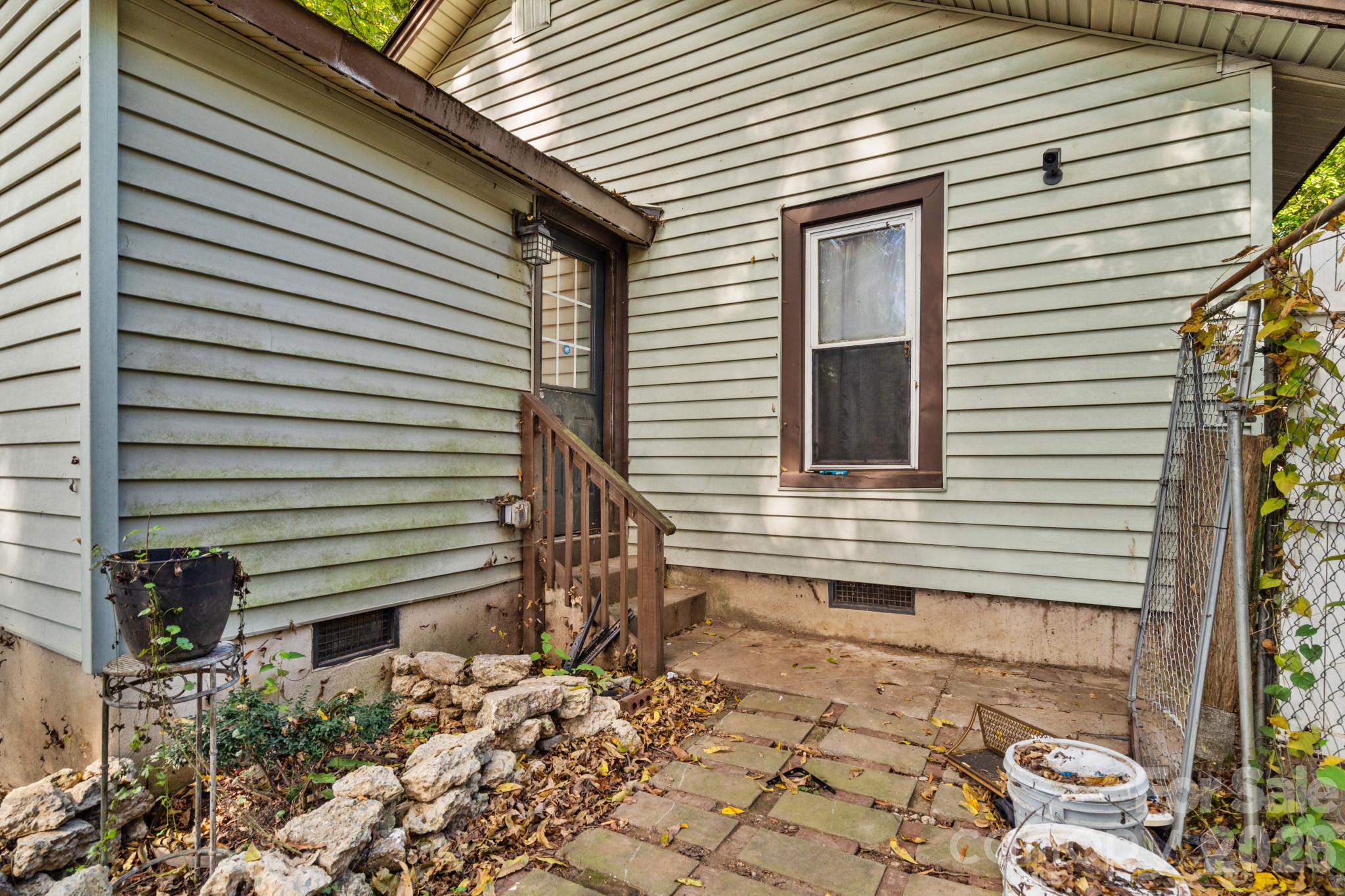 177 Young Avenue Property Photo 27