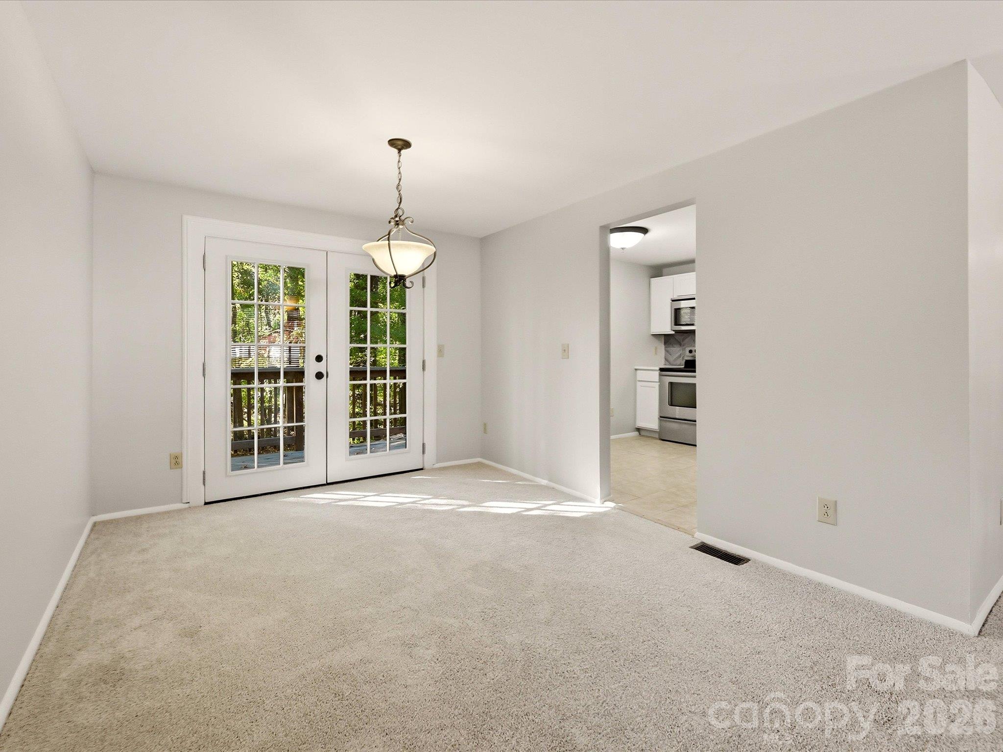 10446 Club Car Court 7 Property Photo 9