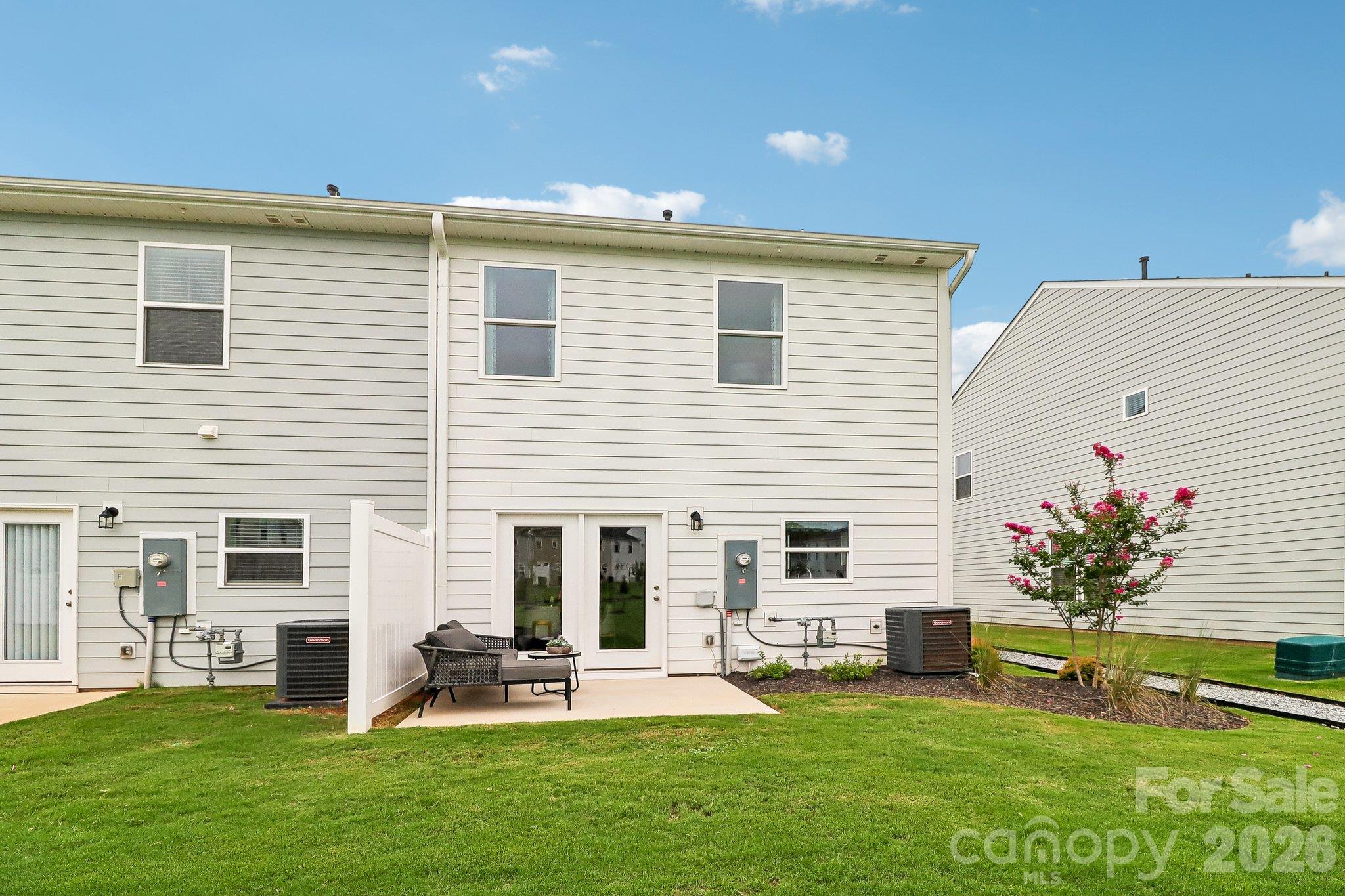 209 Shiplap Road Property Photo 3