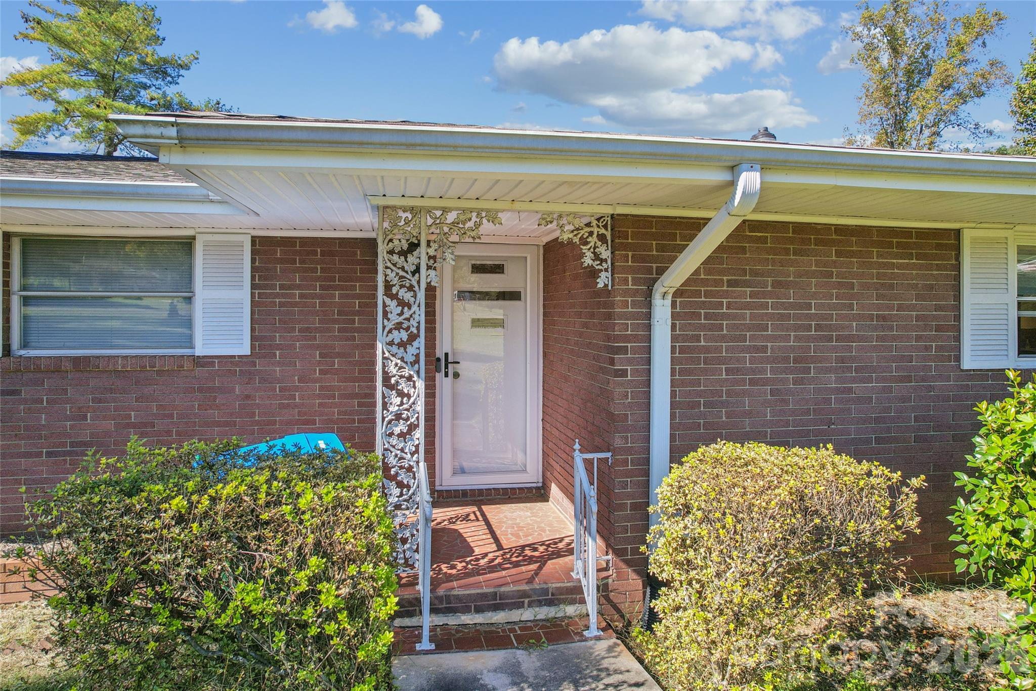 2820 Wright Avenue Property Photo 6