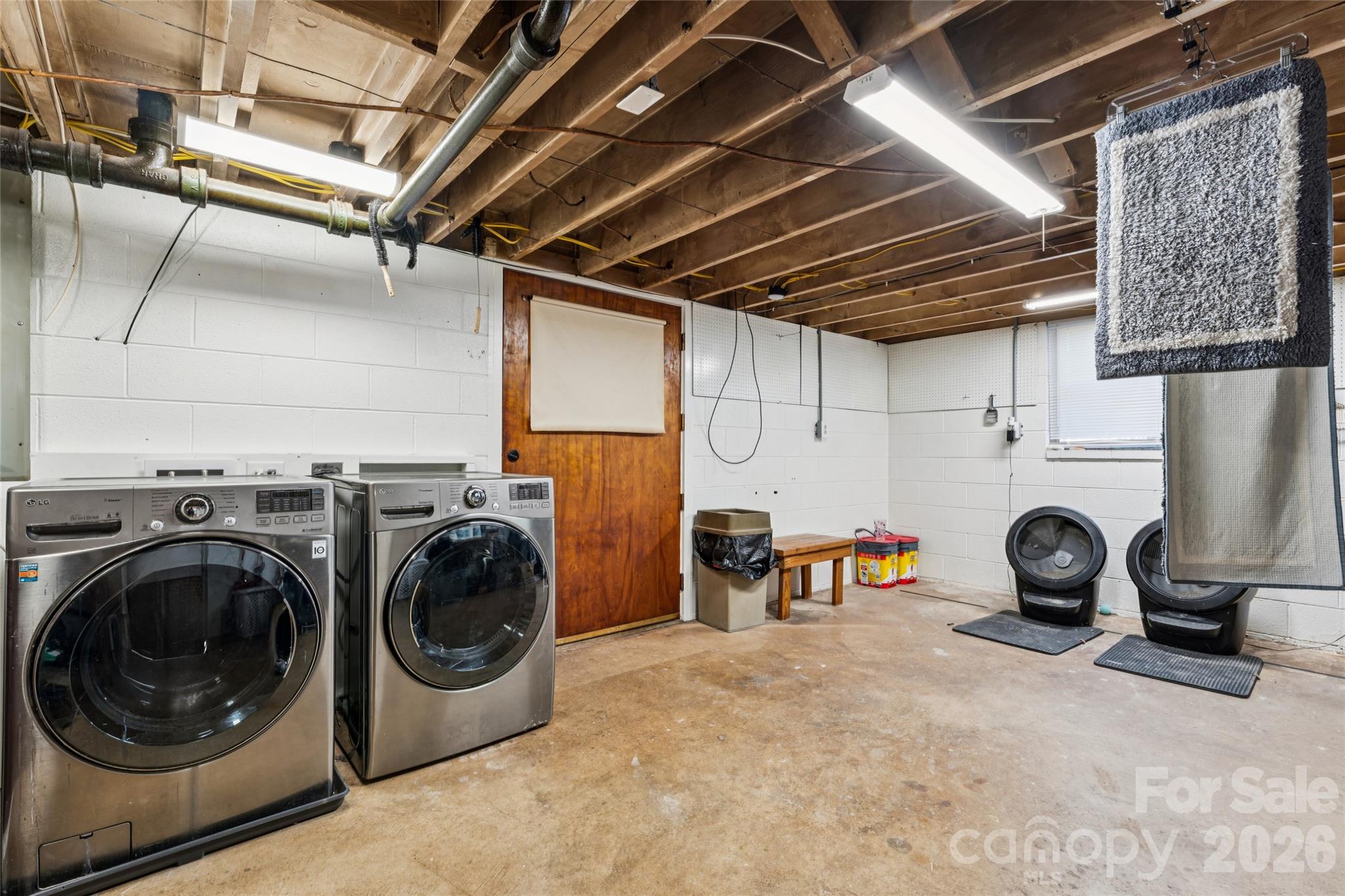 2820 Wright Avenue Property Photo 48