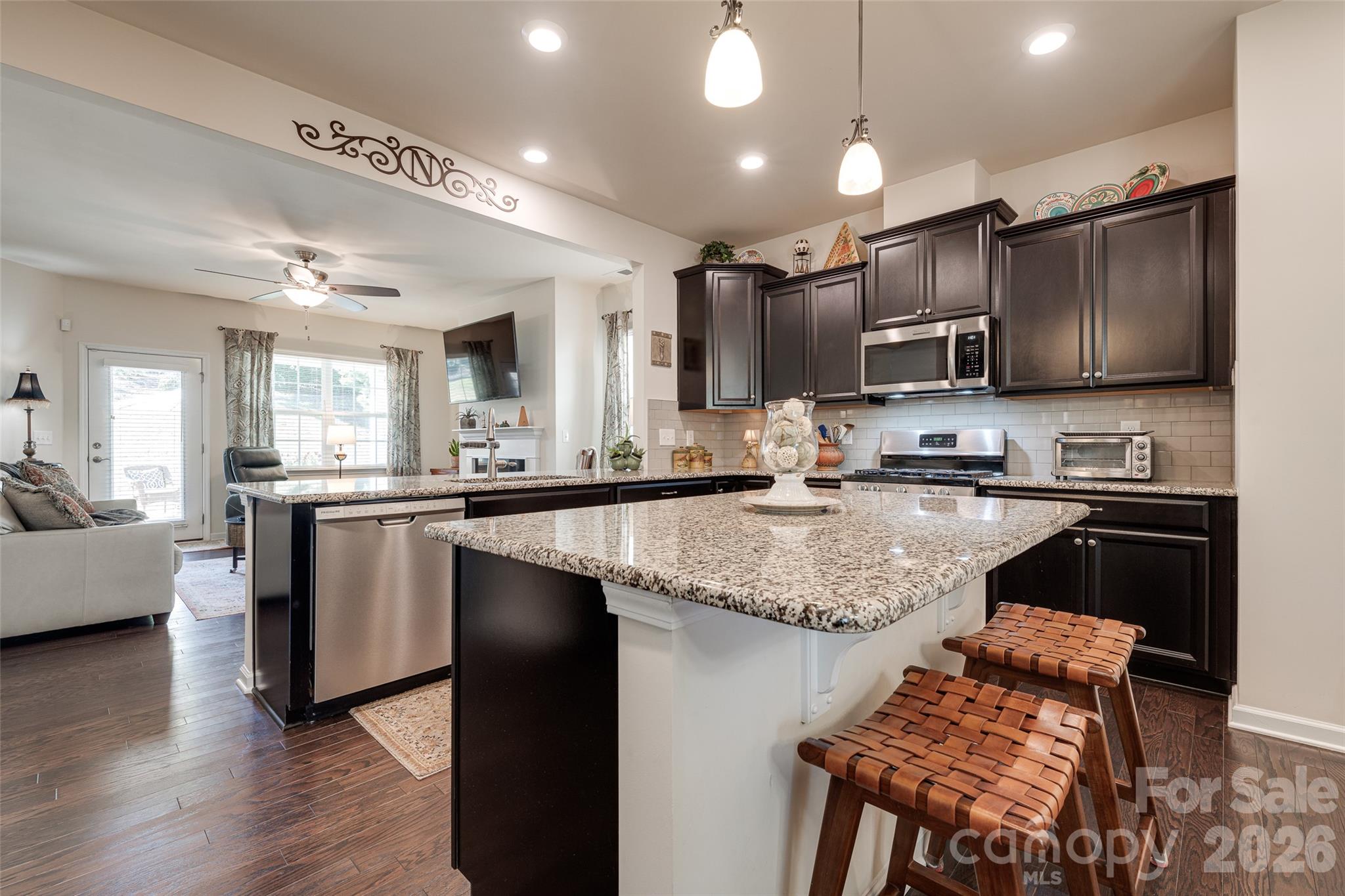 13301 Canterbury Castle Drive Property Photo 11