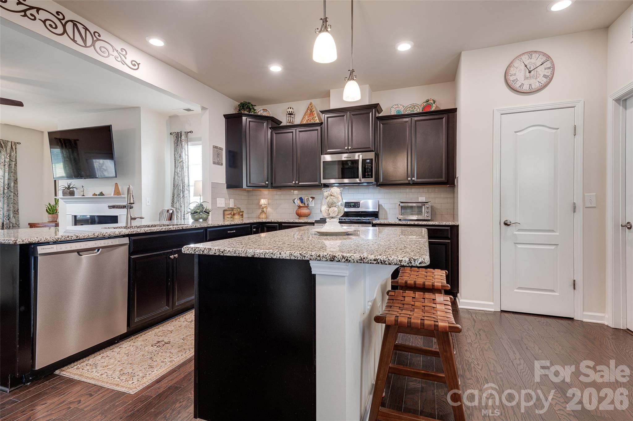 13301 Canterbury Castle Drive Property Photo 12