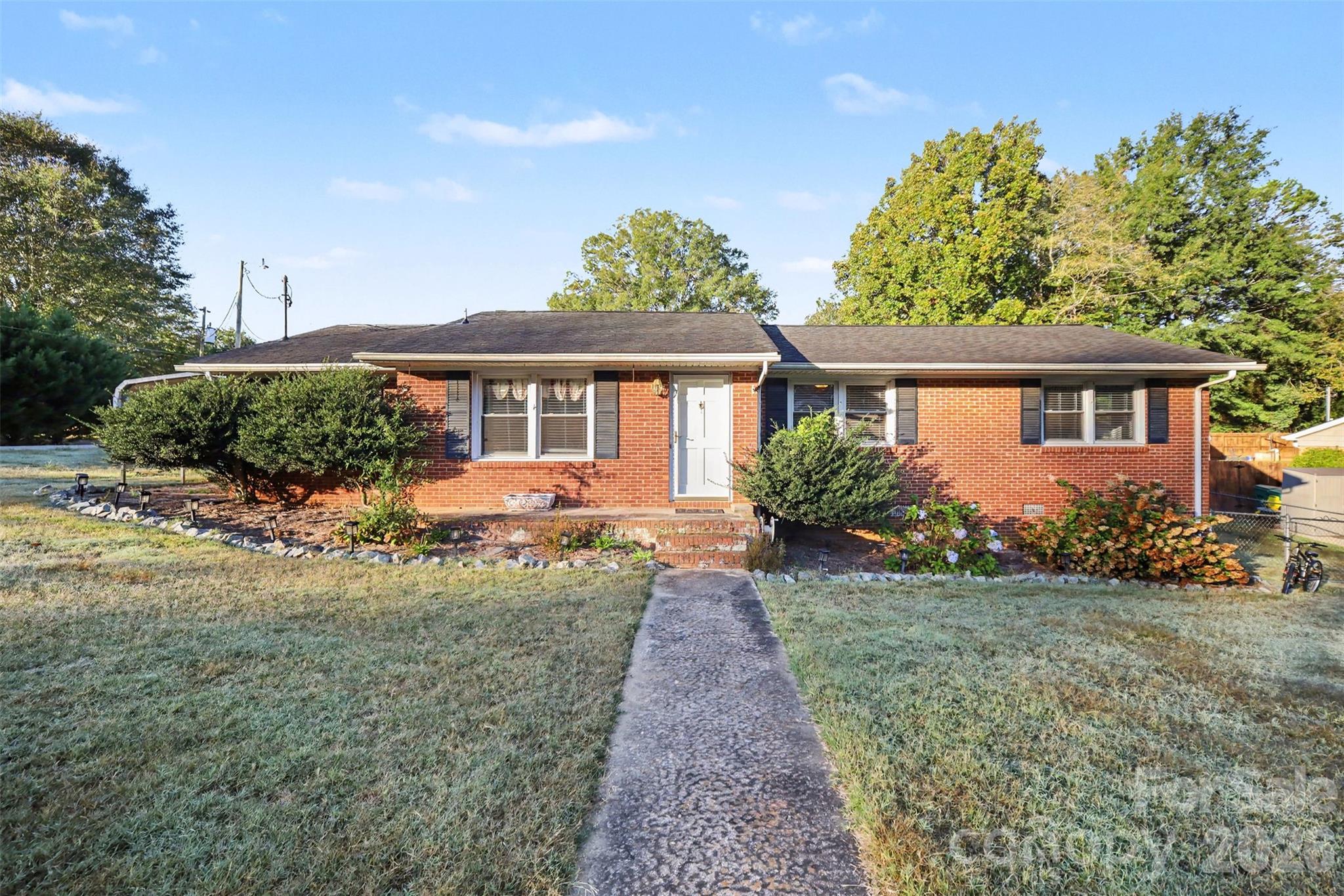 100 Amy Court Property Photo 1