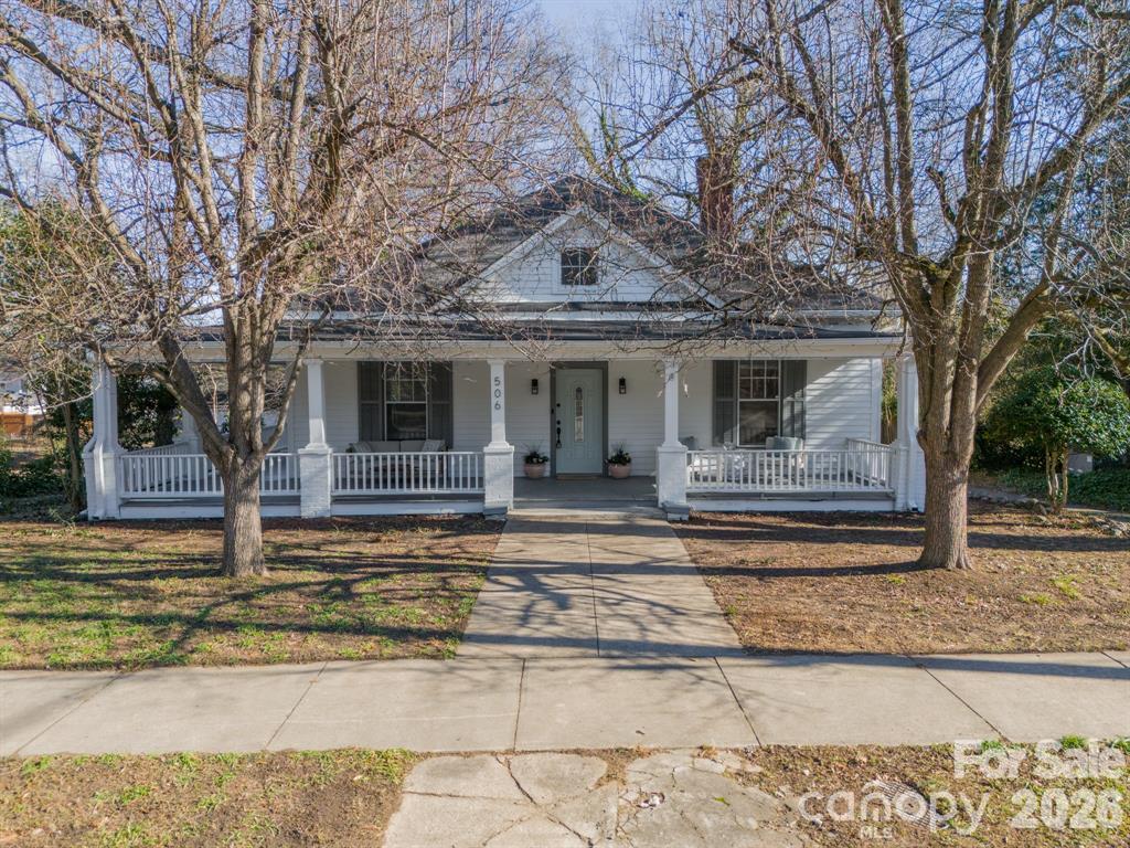 506 Chester Street Property Photo 1