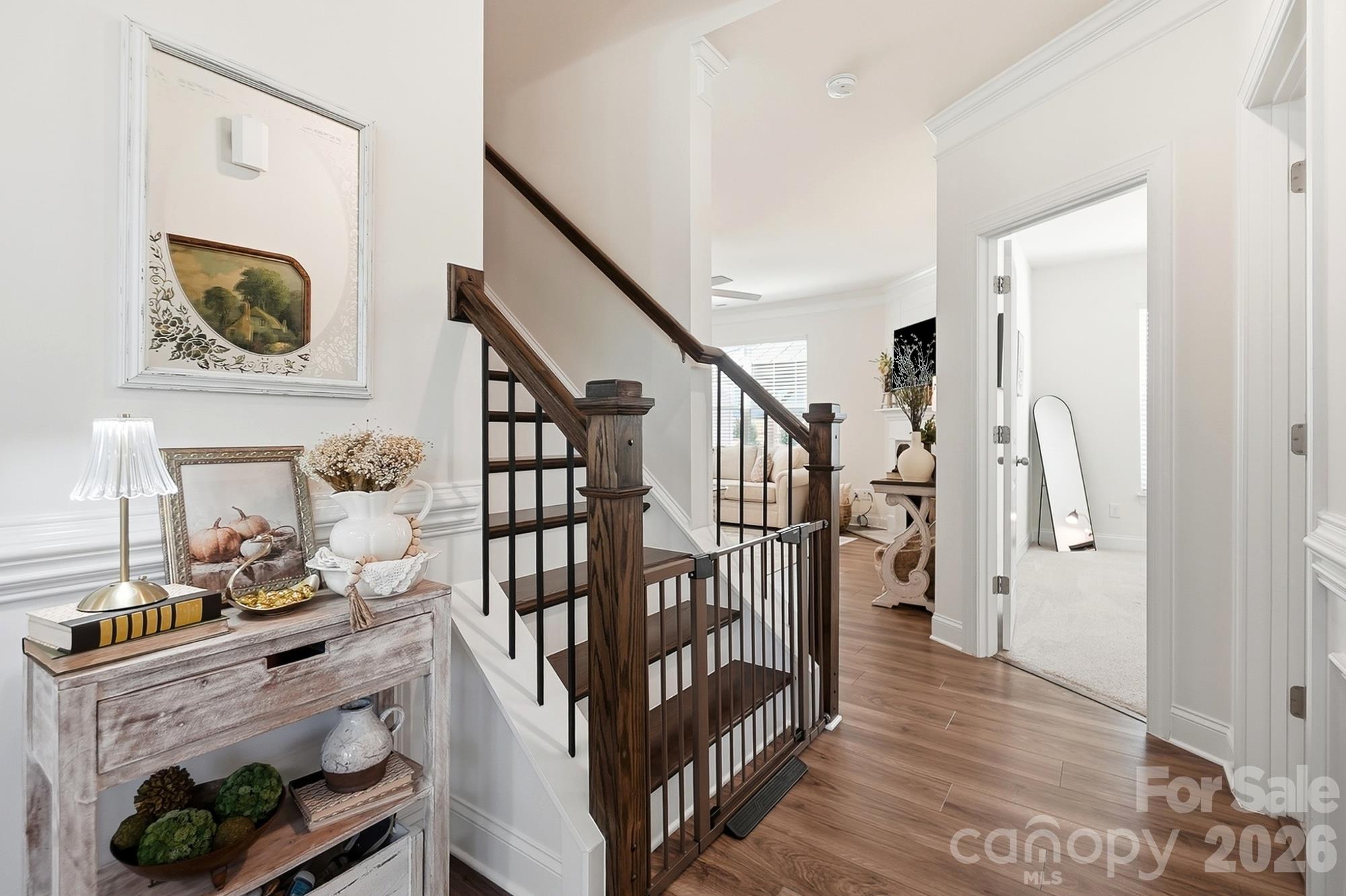 2727 Forest Path Way Property Photo 5