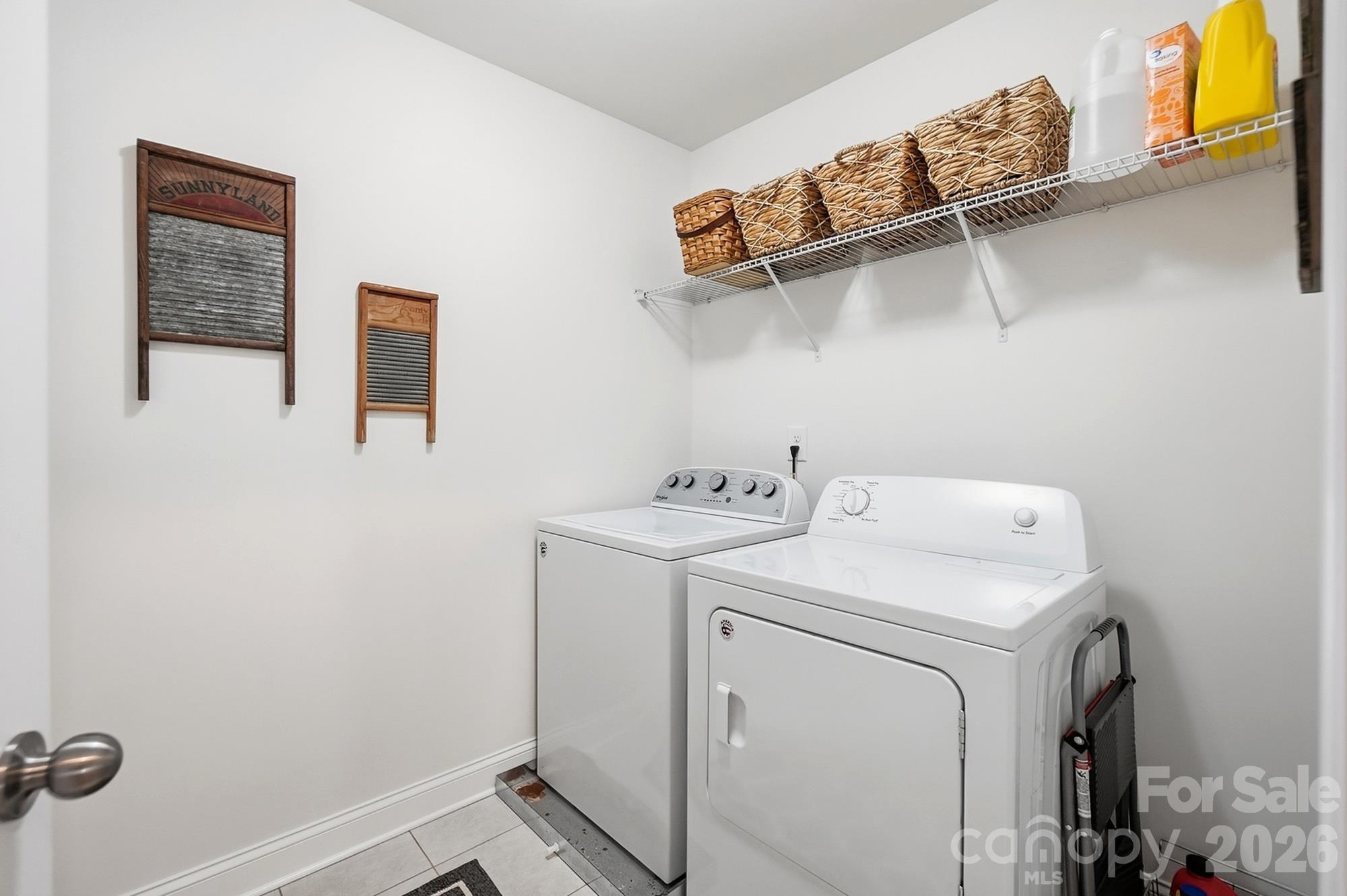 2727 Forest Path Way Property Photo 35