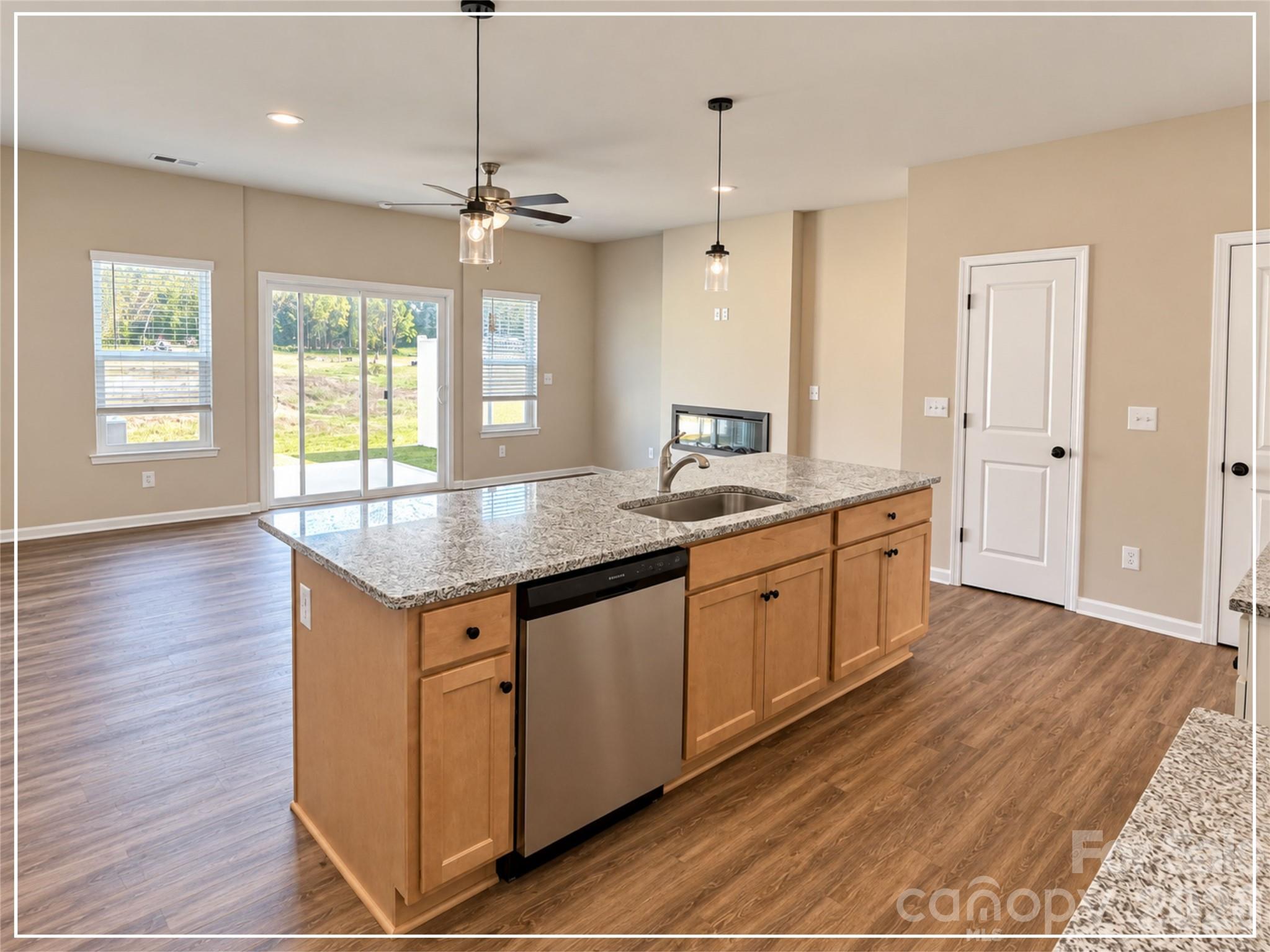 5913 Wallace Avenue Property Photo 4