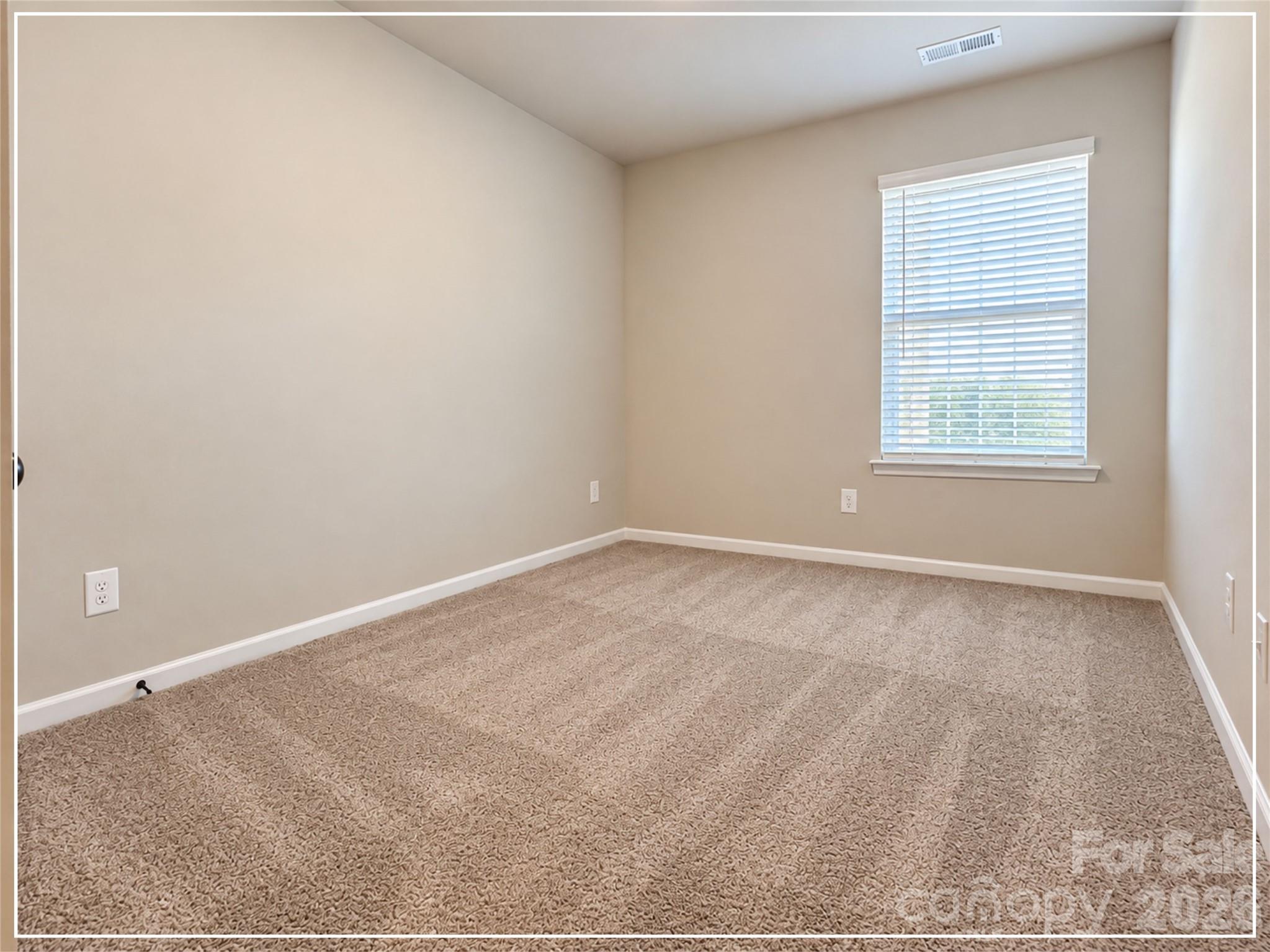 5913 Wallace Avenue Property Photo 11