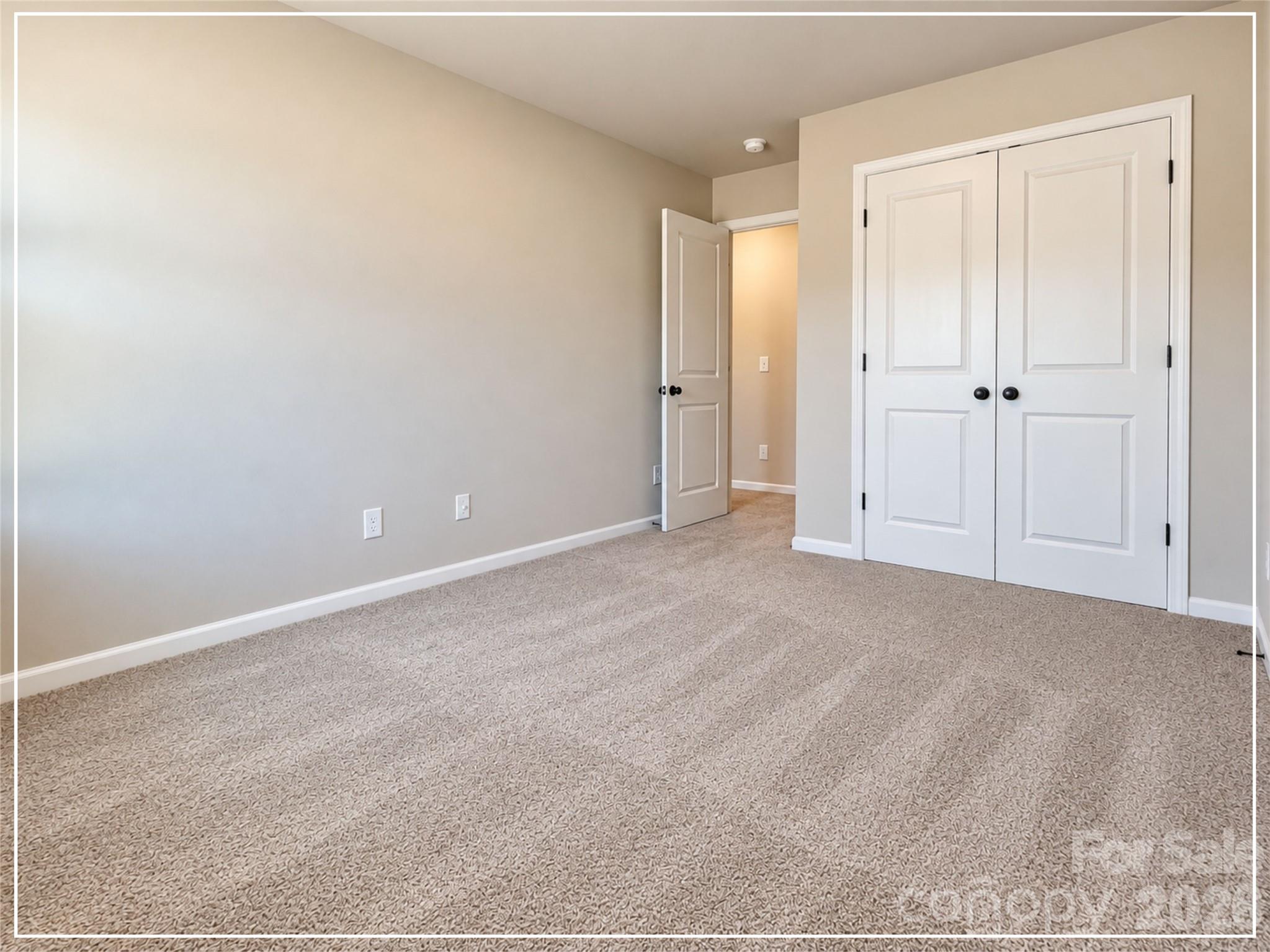 5913 Wallace Avenue Property Photo 12