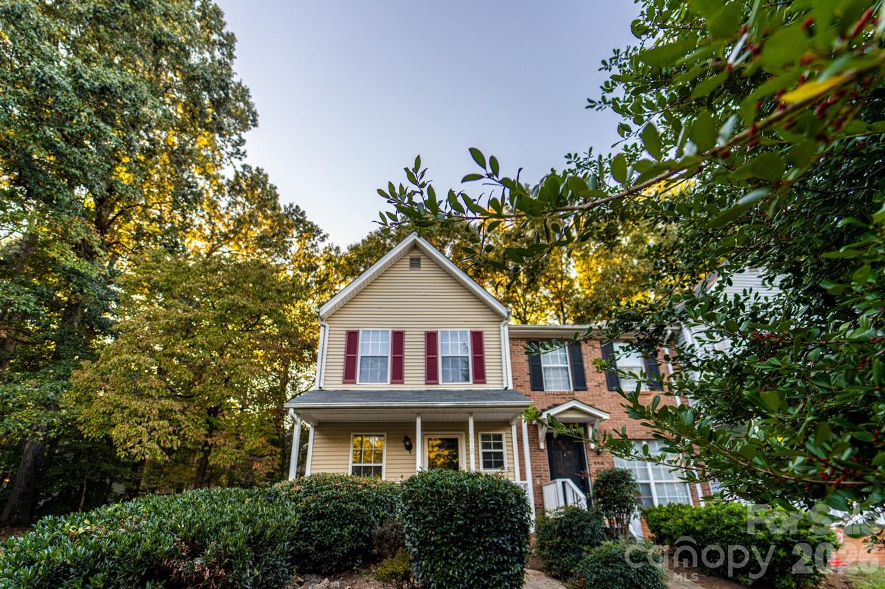 6418 Windsor Gate Lane Property Photo 1