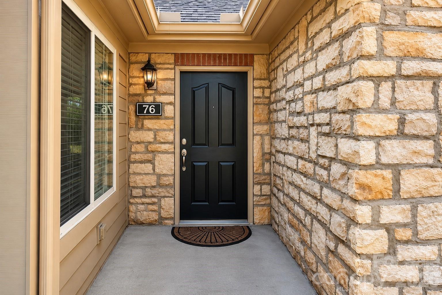76 Mountain Meadow Circle Property Photo 2
