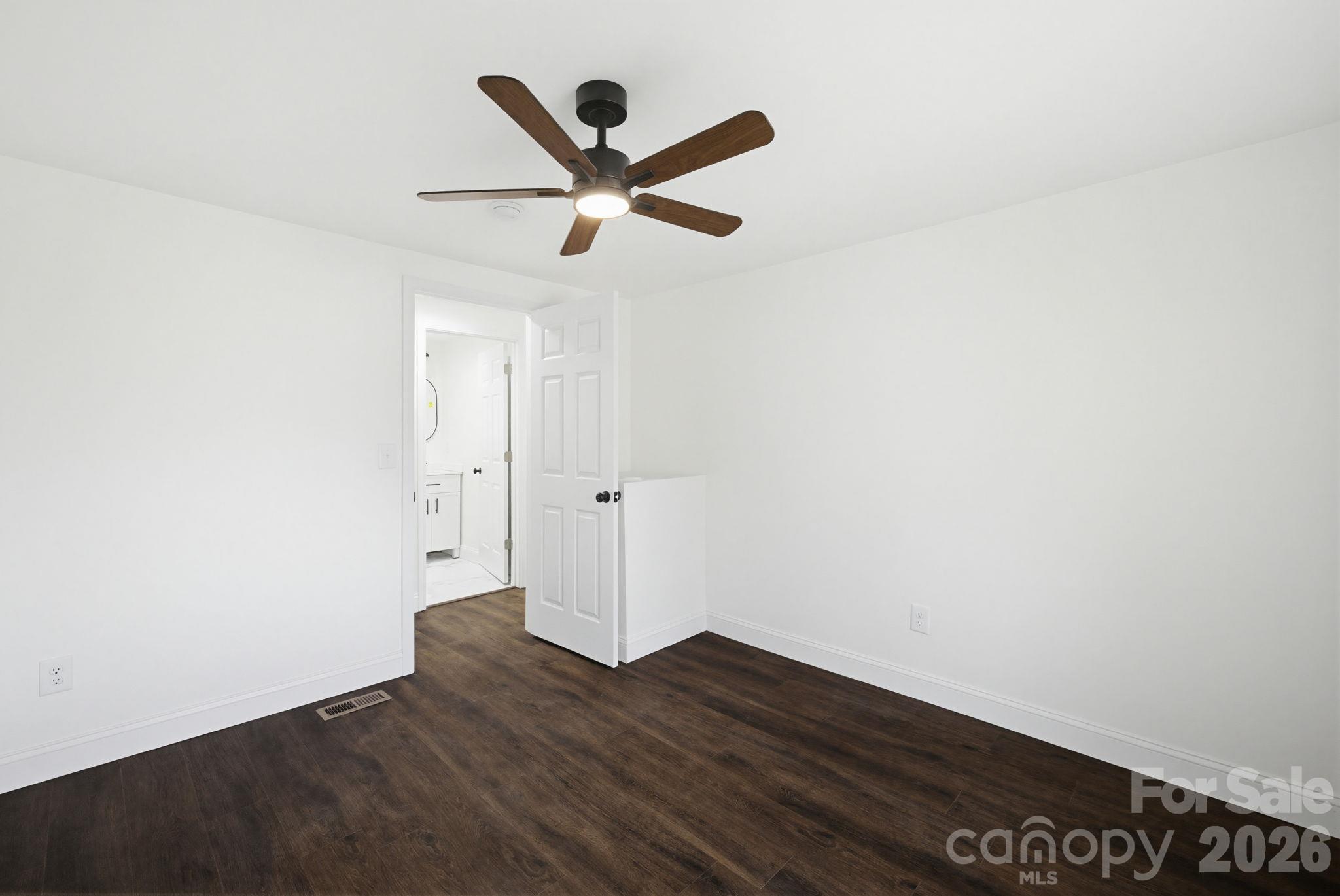 321 S Branch Street Property Photo 22
