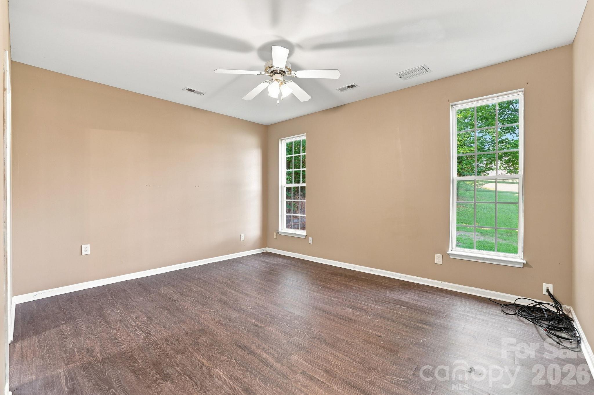 1000 Barbee Farm Drive Property Photo 11