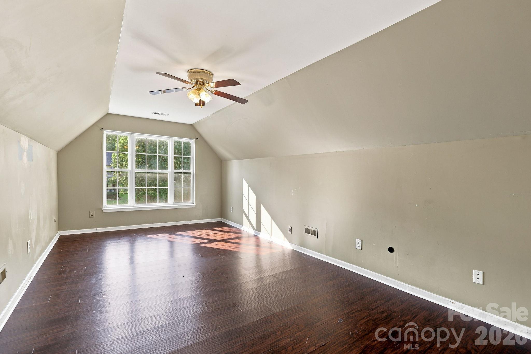 1000 Barbee Farm Drive Property Photo 16