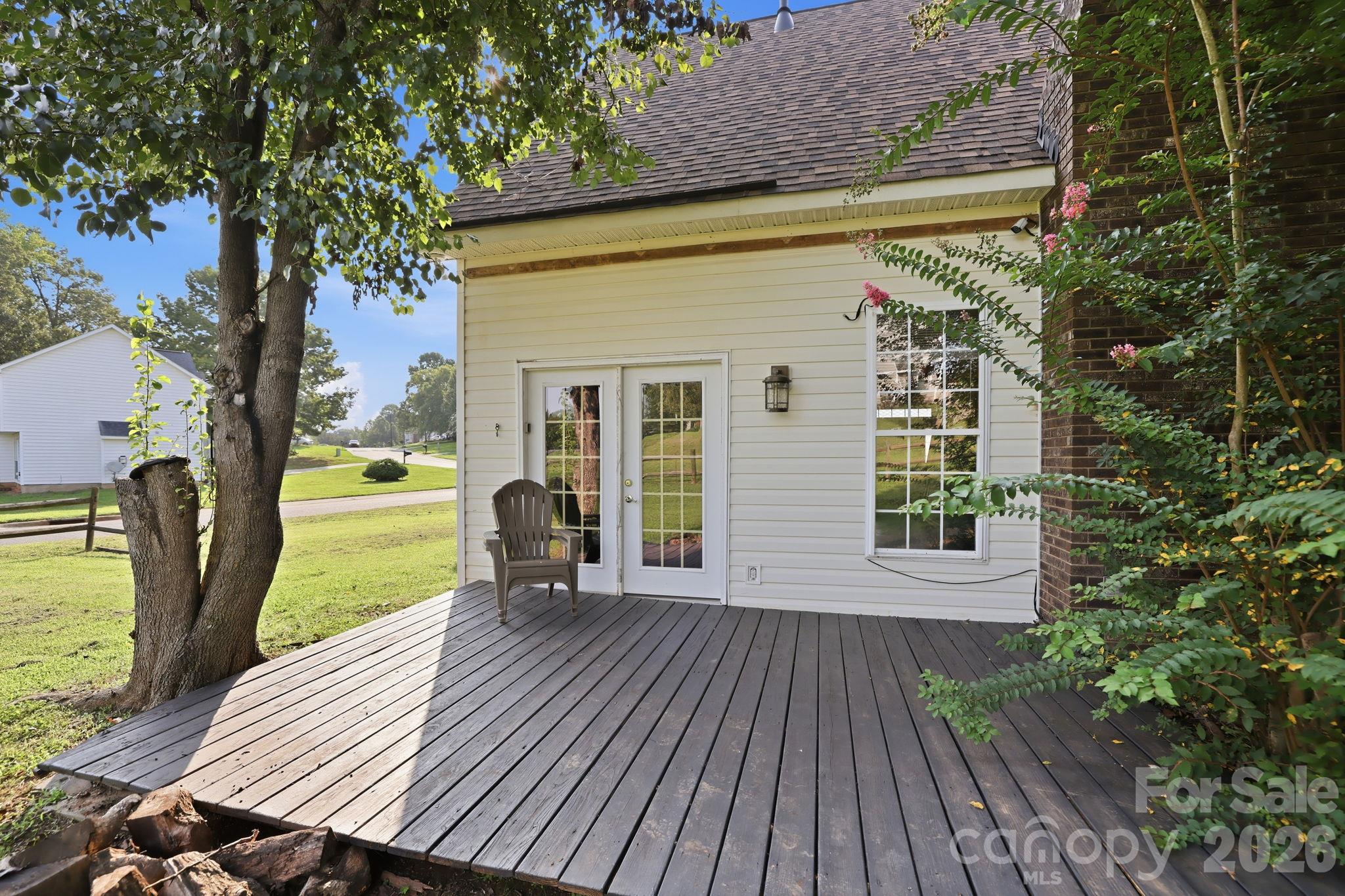 1000 Barbee Farm Drive Property Photo 25