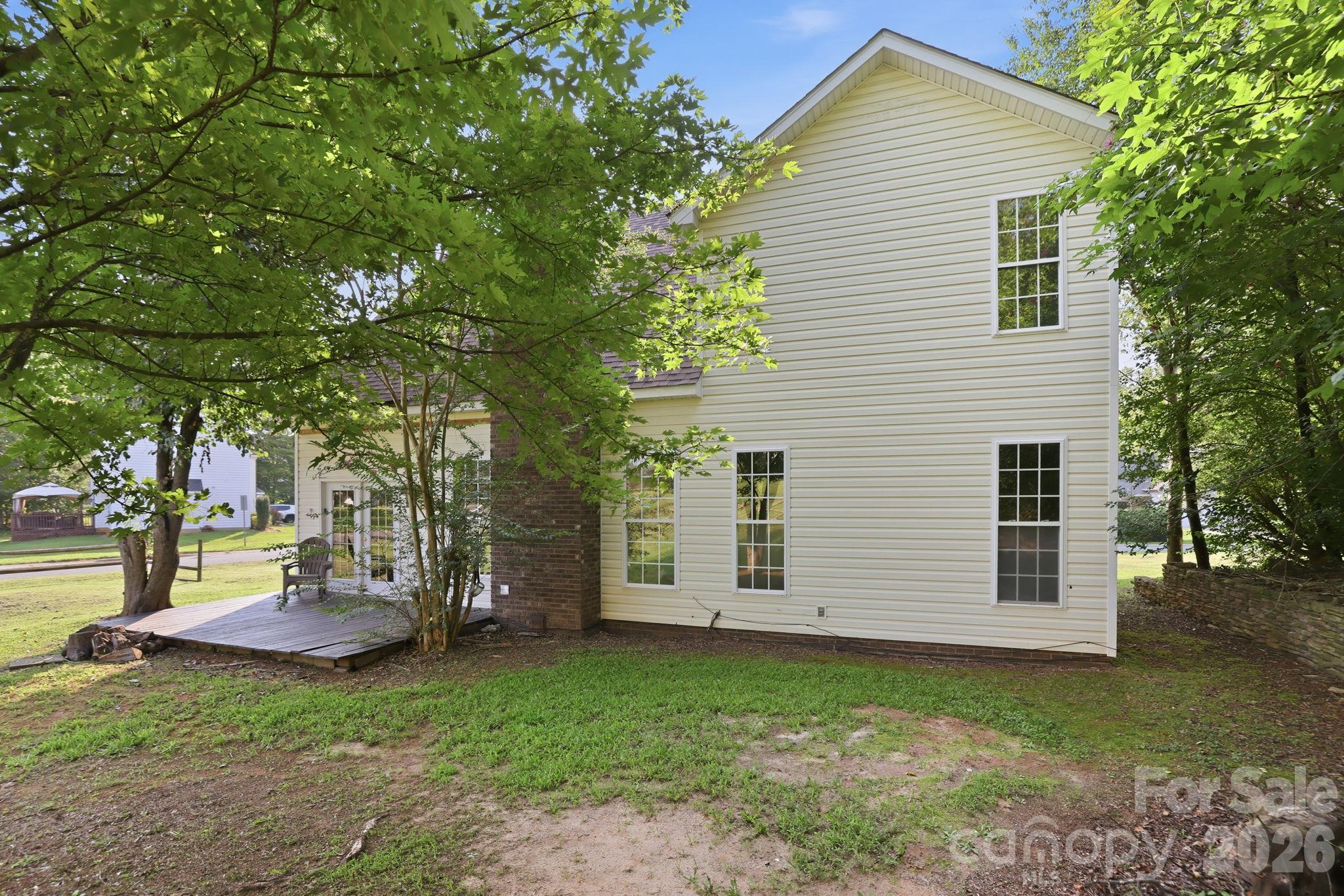 1000 Barbee Farm Drive Property Photo 28