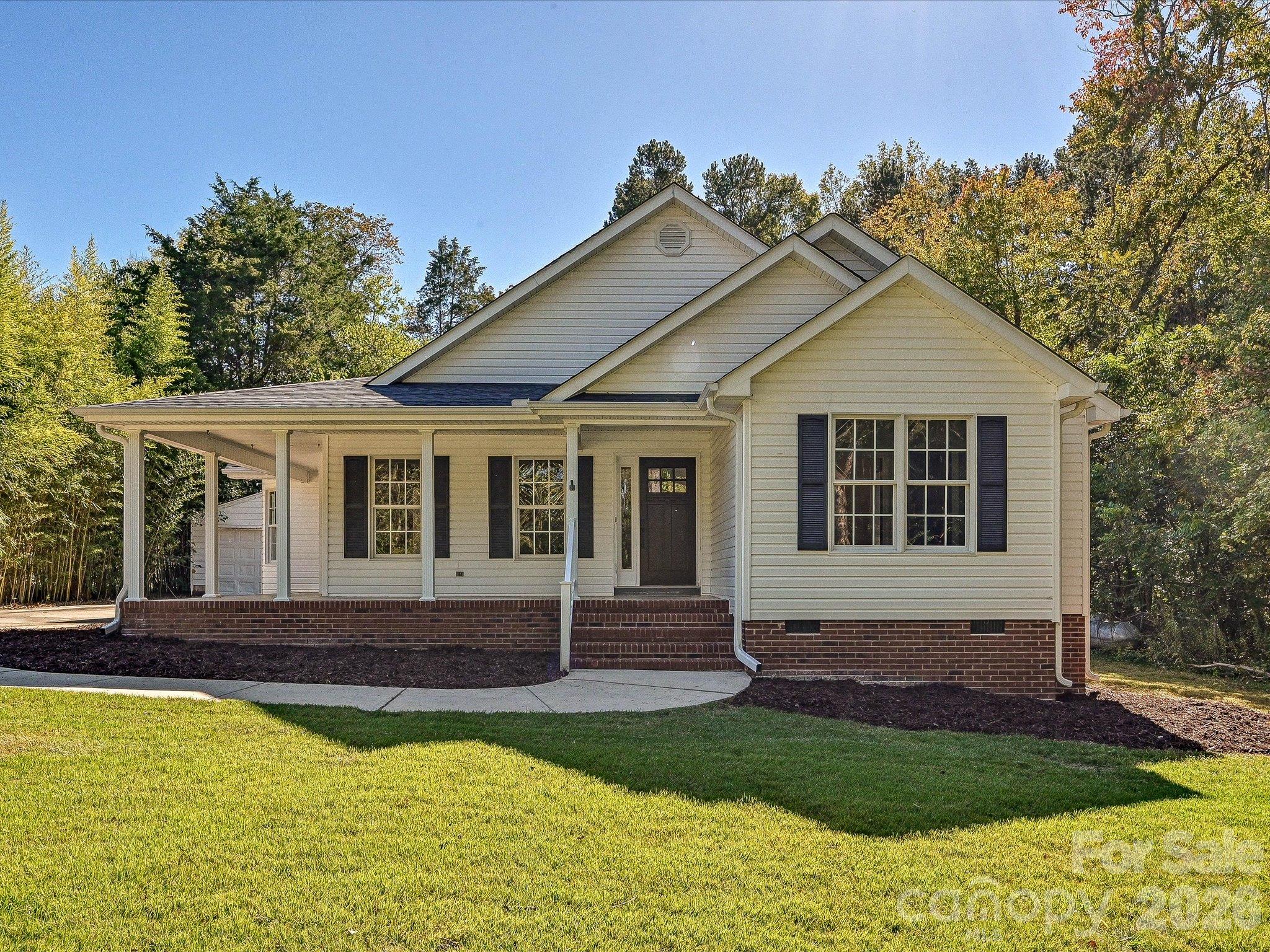 455 Pine Hill Road Property Photo 1