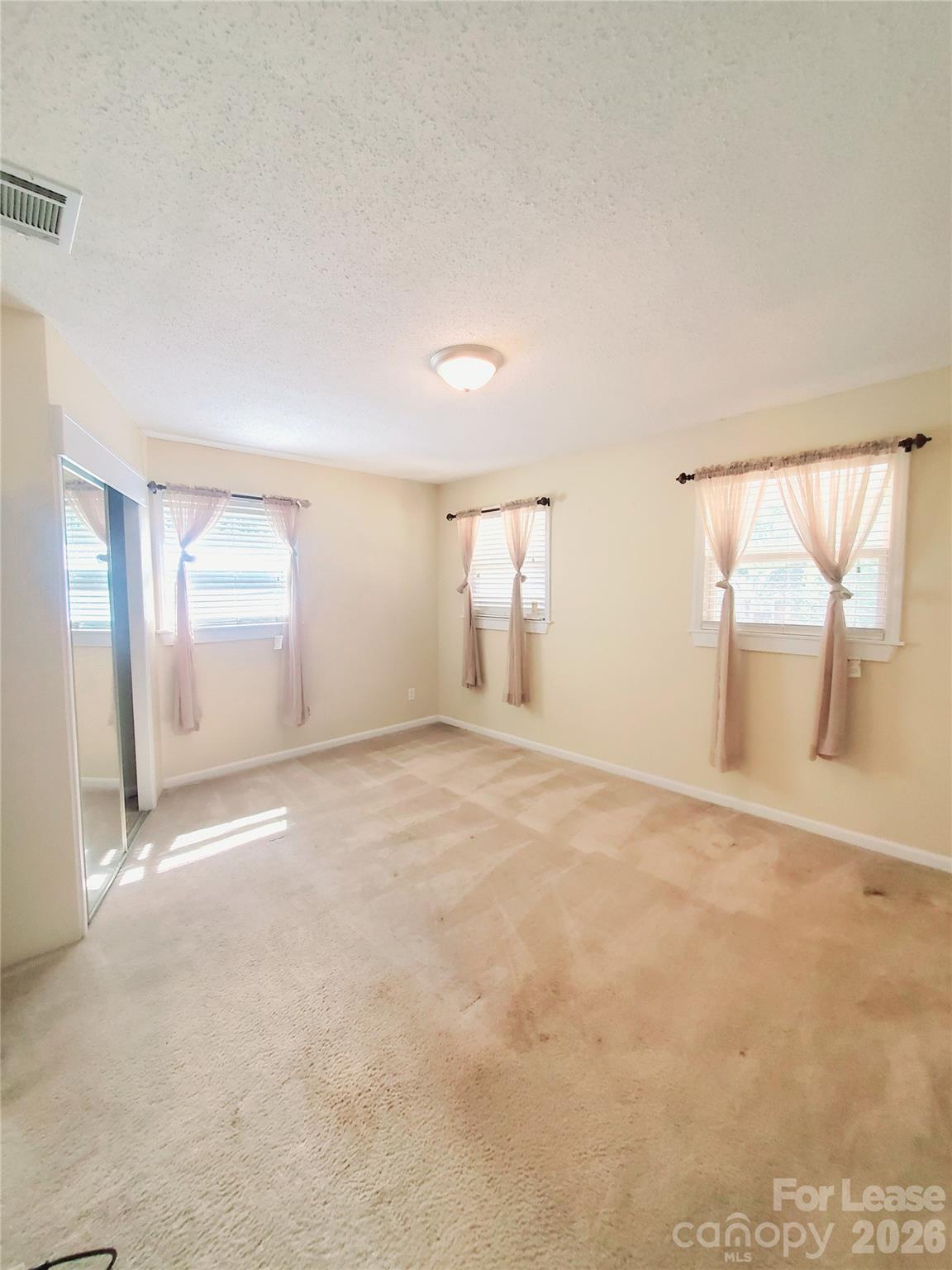 1403 Crescent Street Property Photo 11