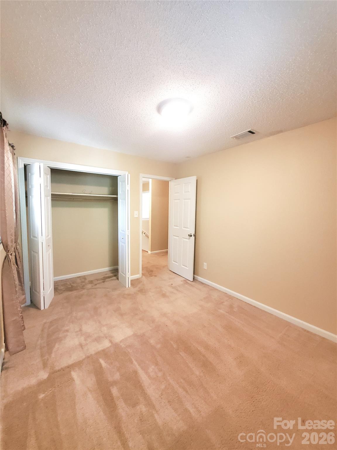 1403 Crescent Street Property Photo 21