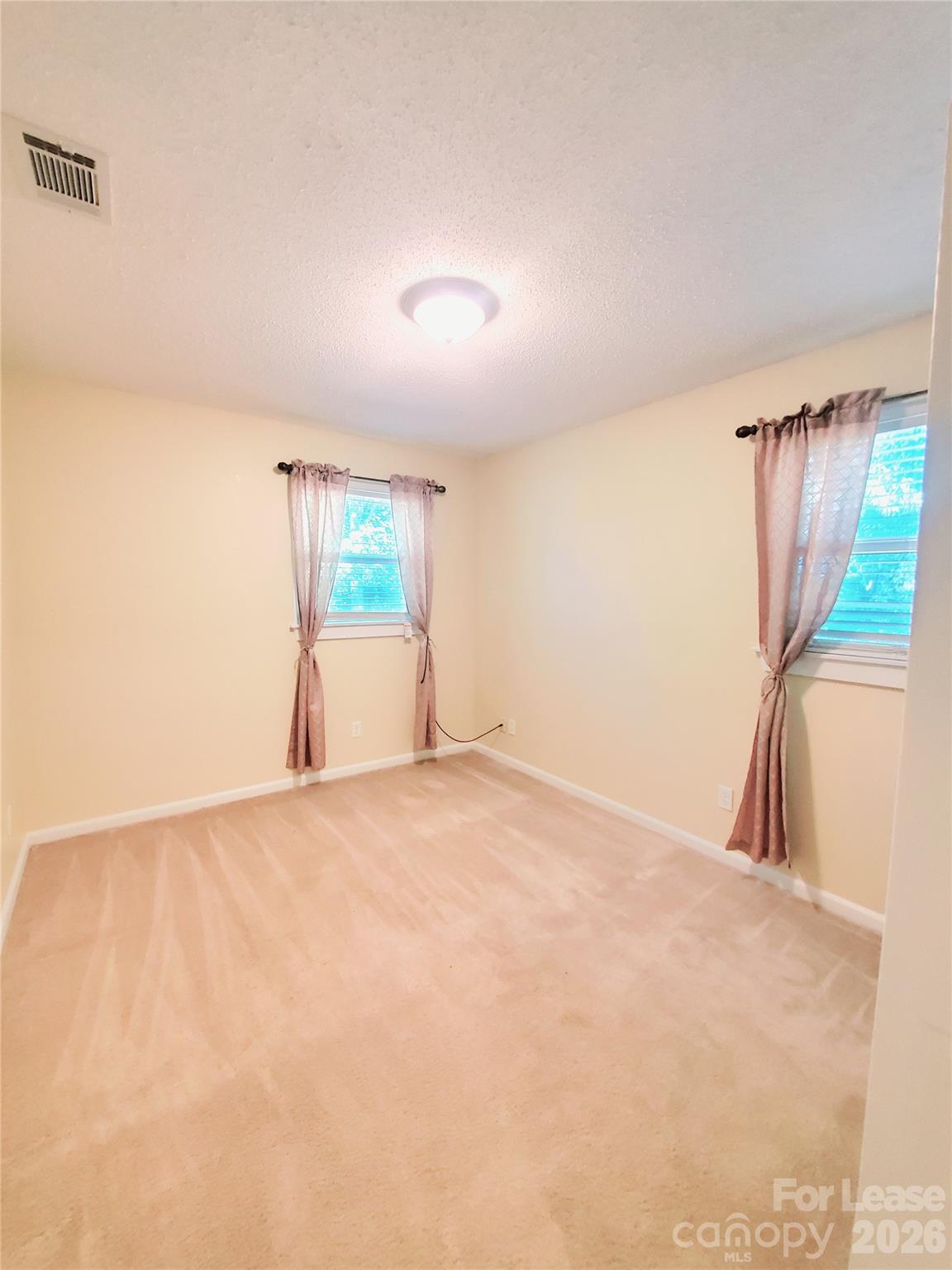 1403 Crescent Street Property Photo 22