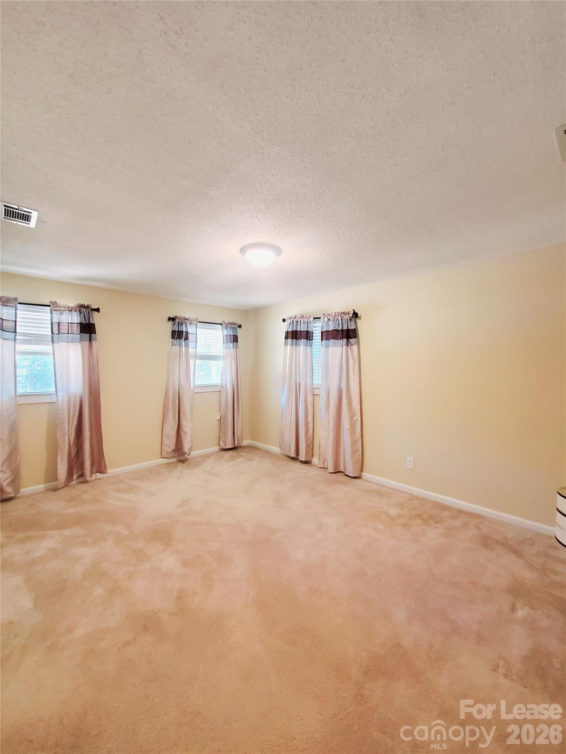 1403 Crescent Street Property Photo 24