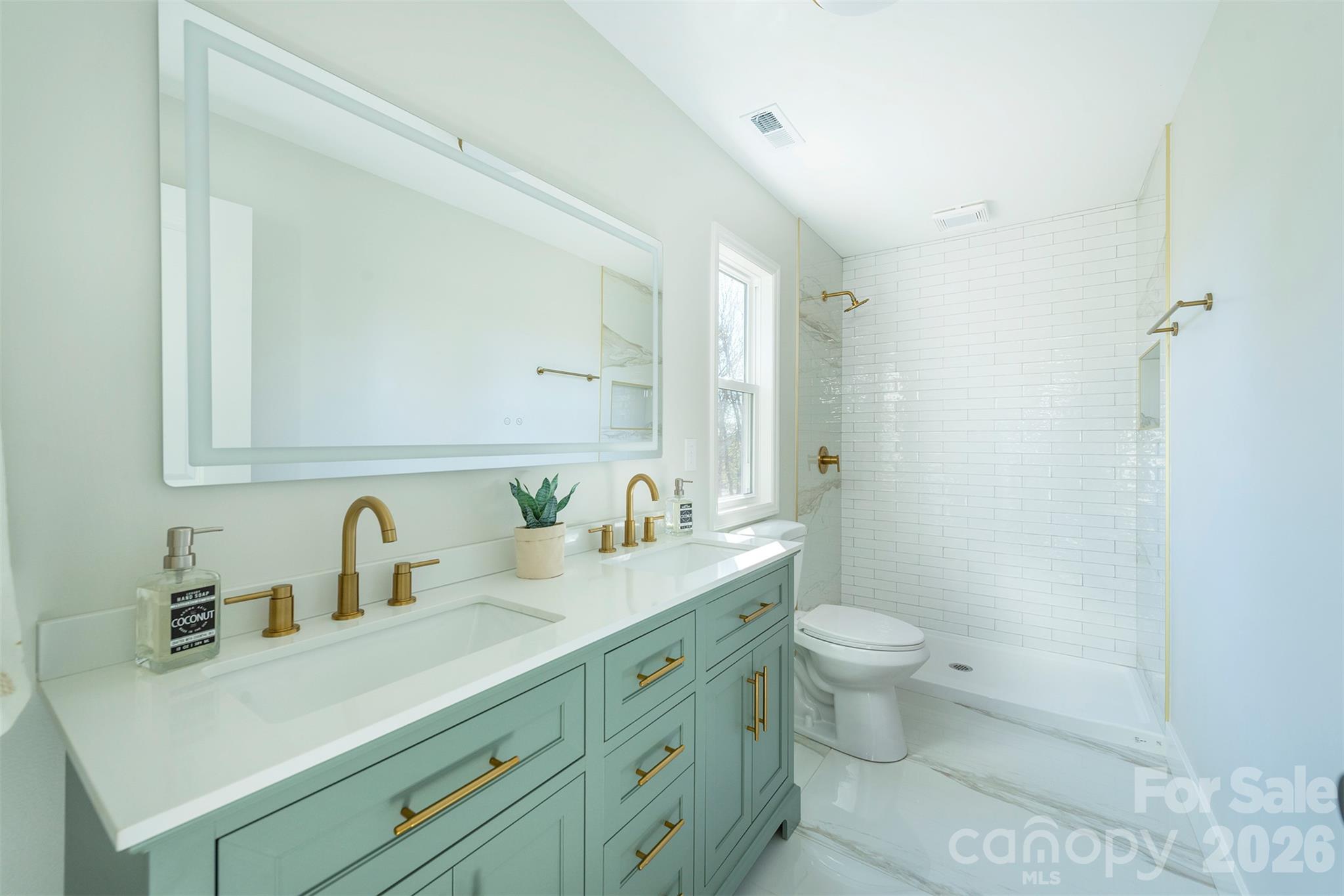 14 Crestfield Avenue Property Photo 14