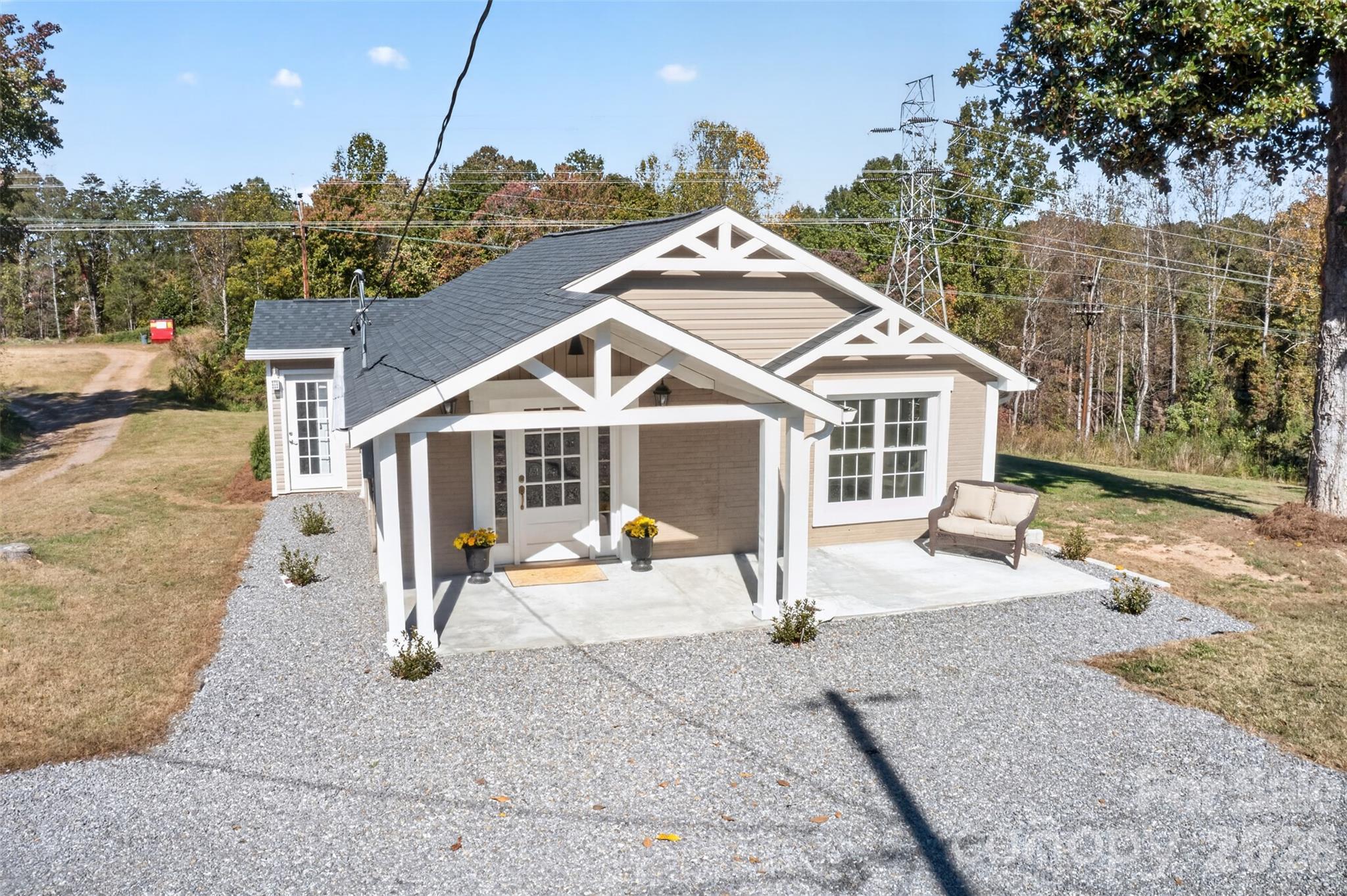 415 Hauss Ridge Road Property Photo 1