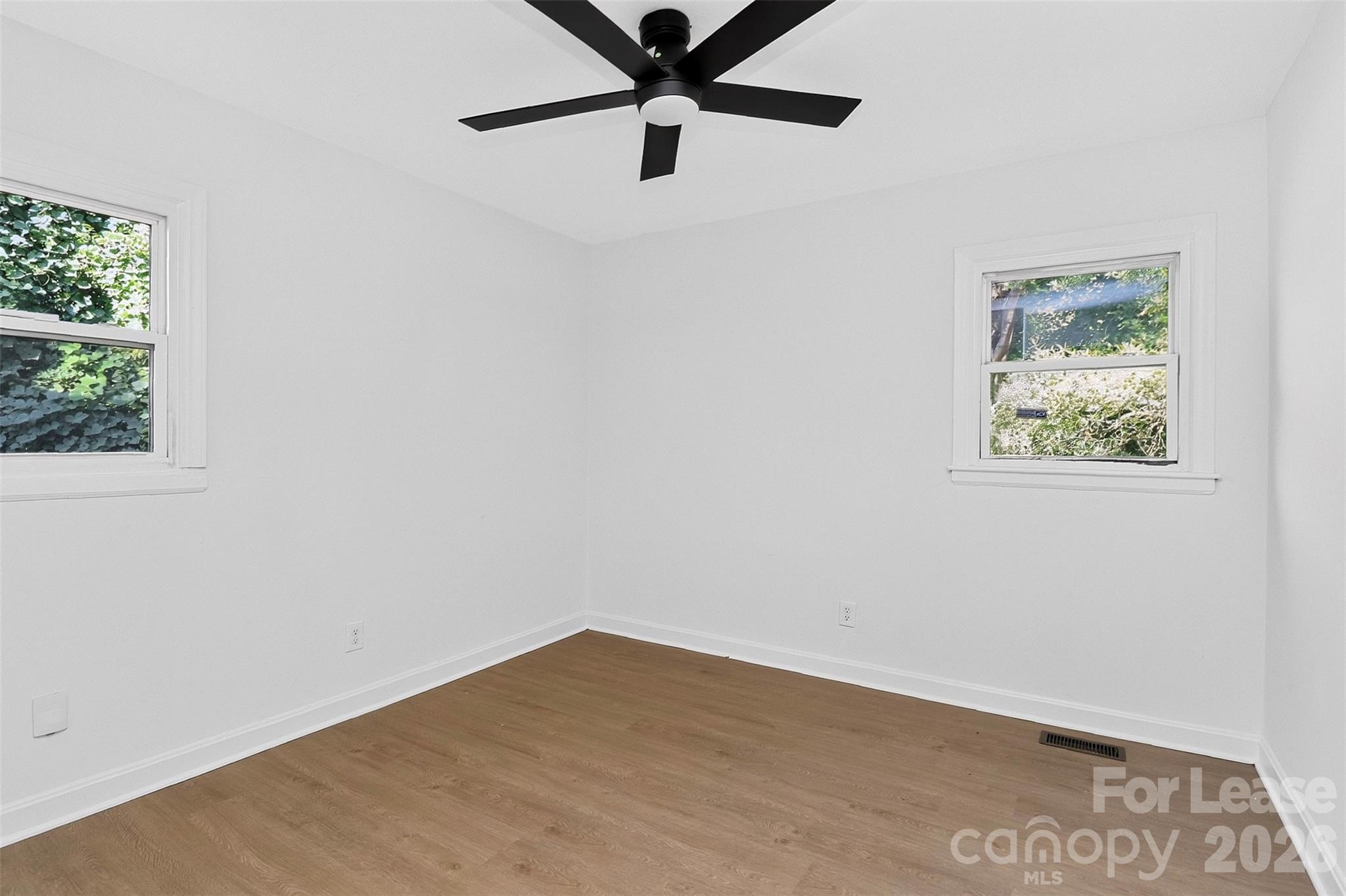 1522 Effingham Road Property Photo 11
