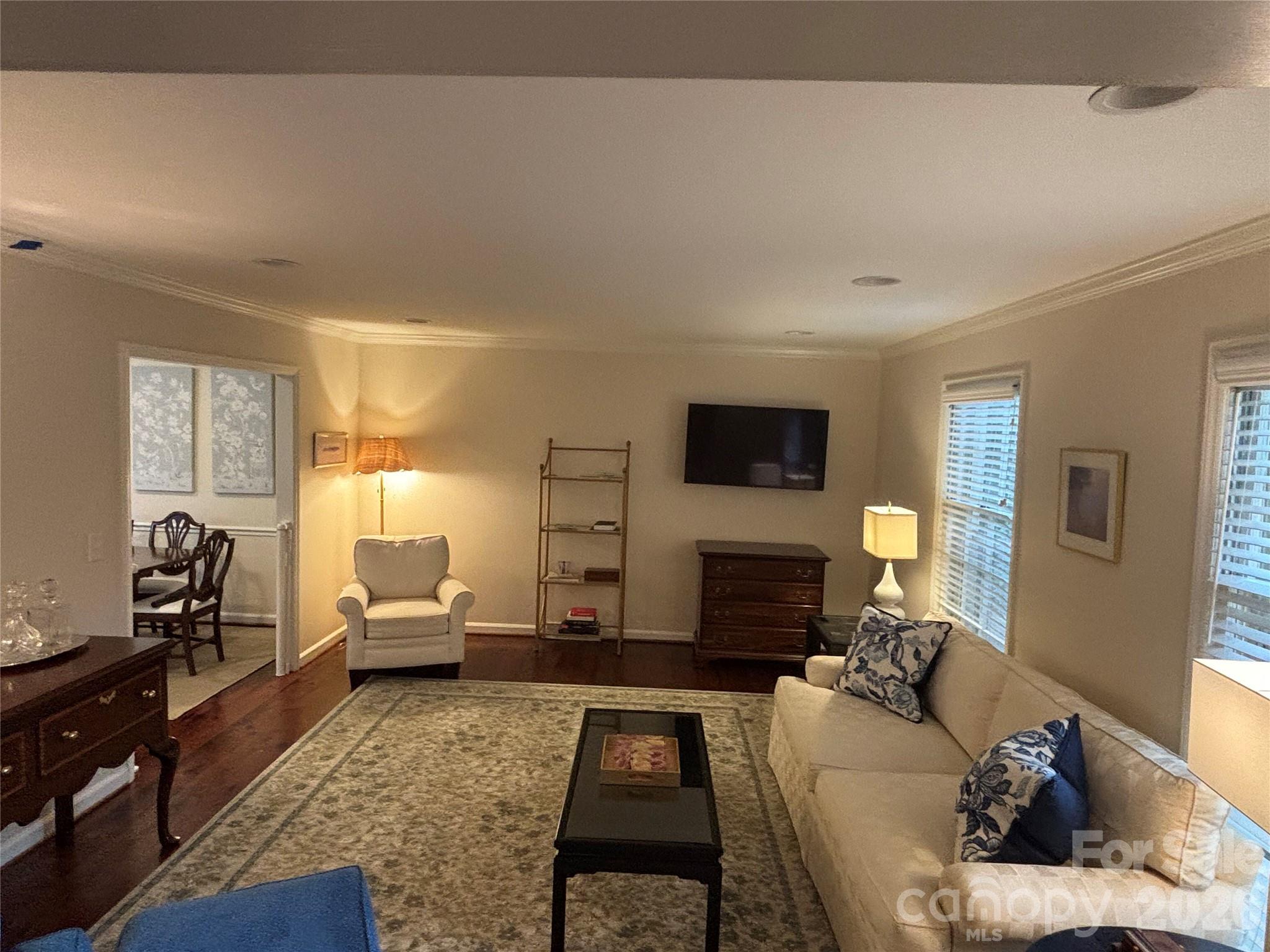 6247 Heritage Place Property Photo 10