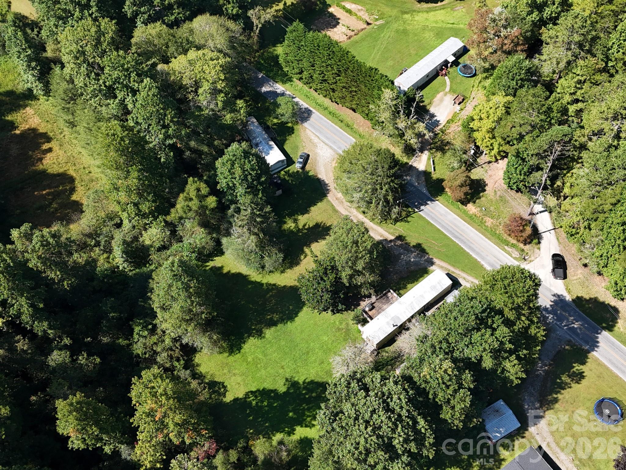 545 & 585 Ross Road Property Photo 3