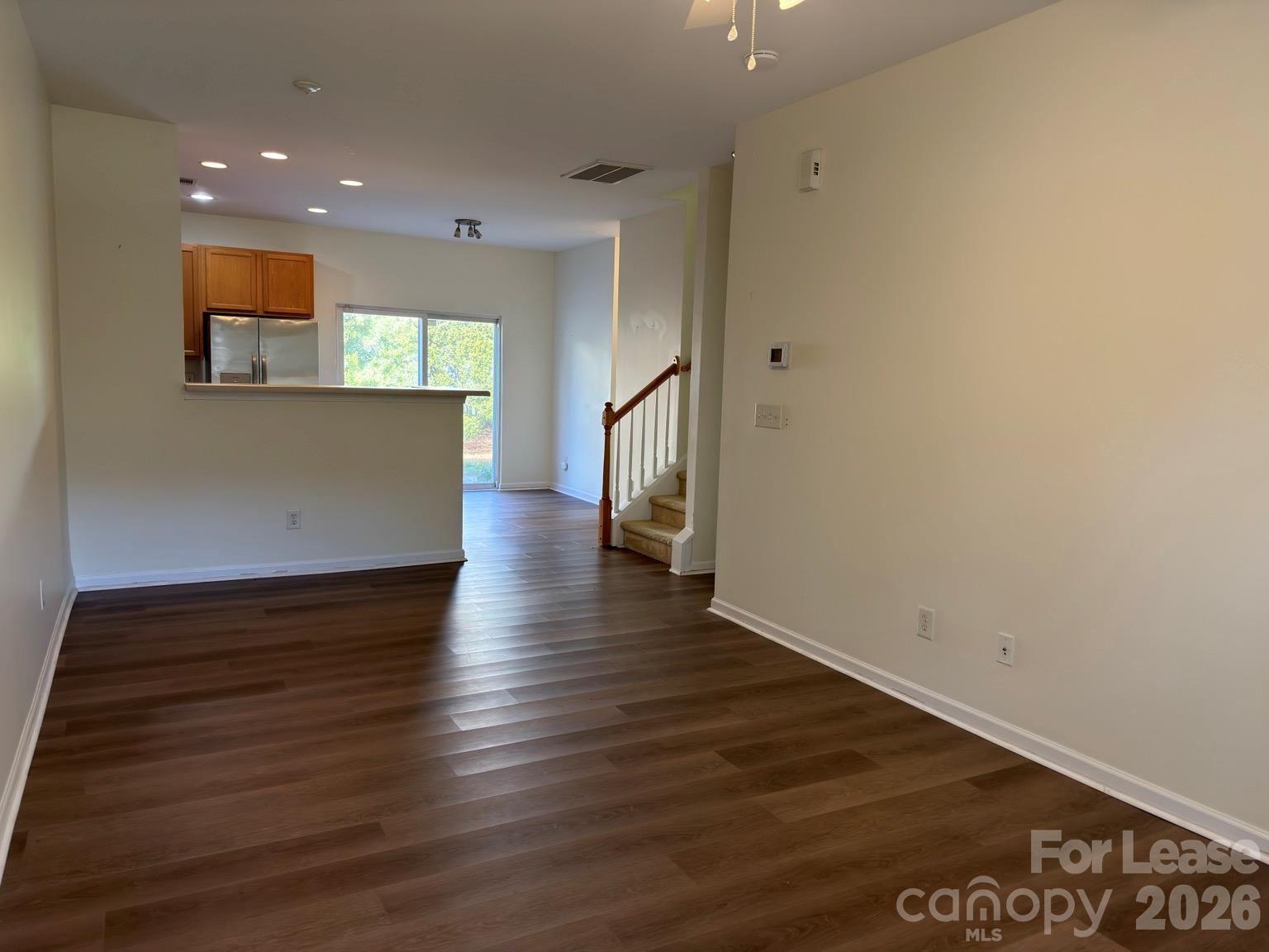 634 Fountain Court Property Photo 3