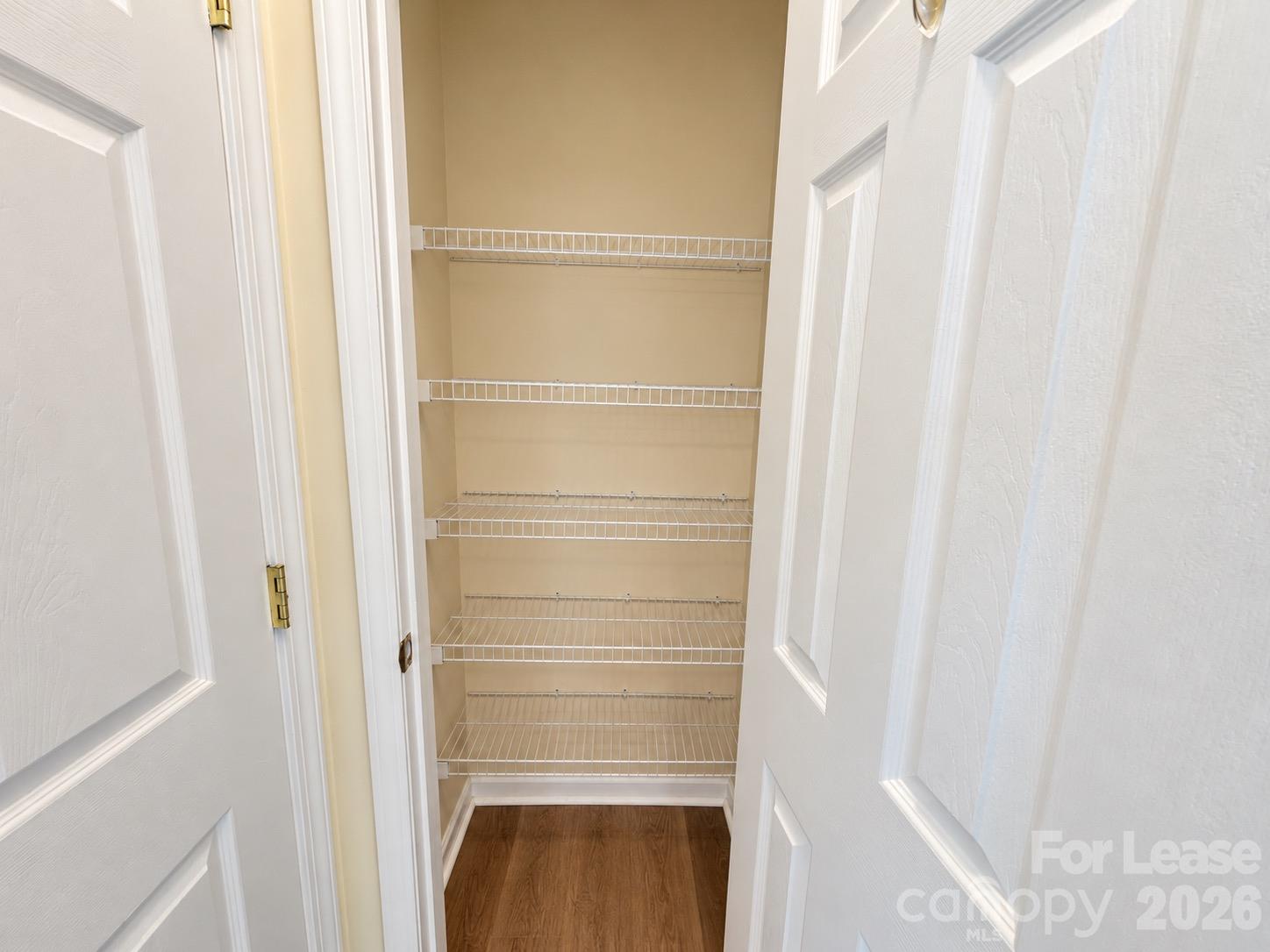 634 Fountain Court Property Photo 17