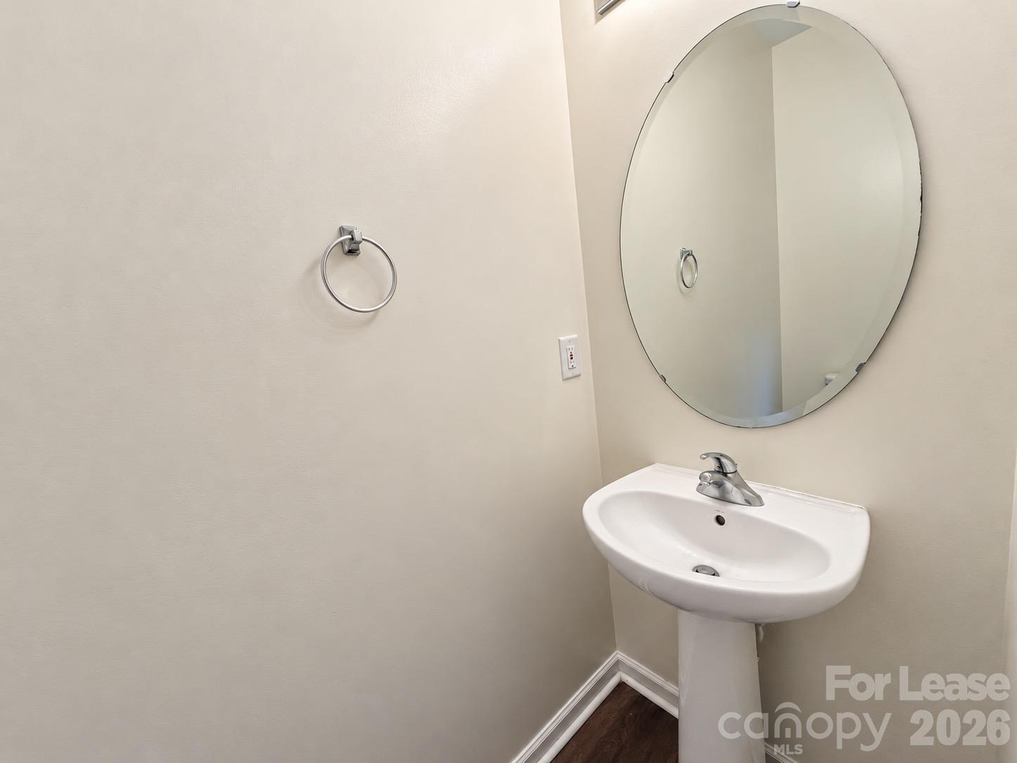 634 Fountain Court Property Photo 18