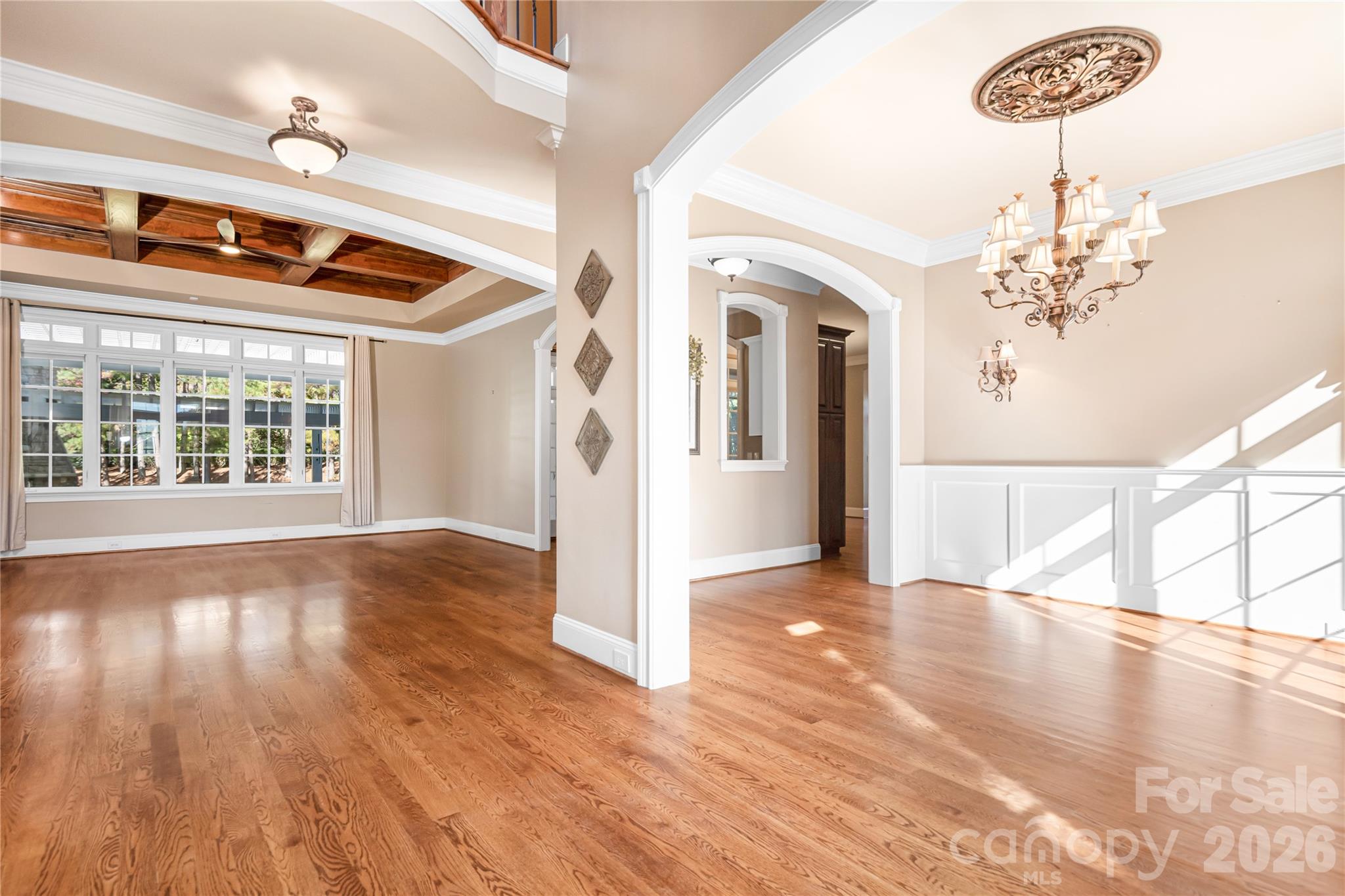 161 Cape Cod Way Property Photo 6