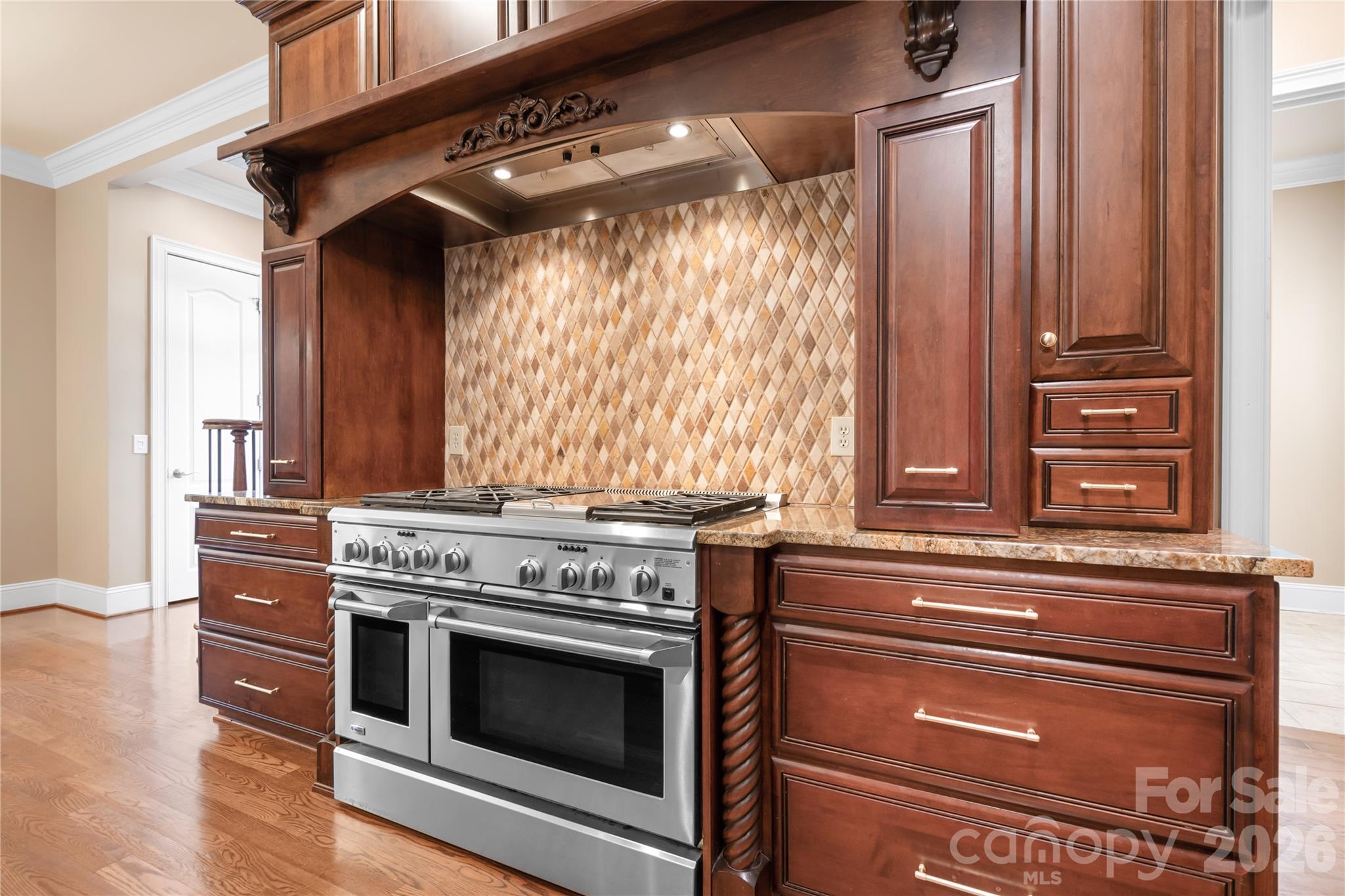 161 Cape Cod Way Property Photo 20