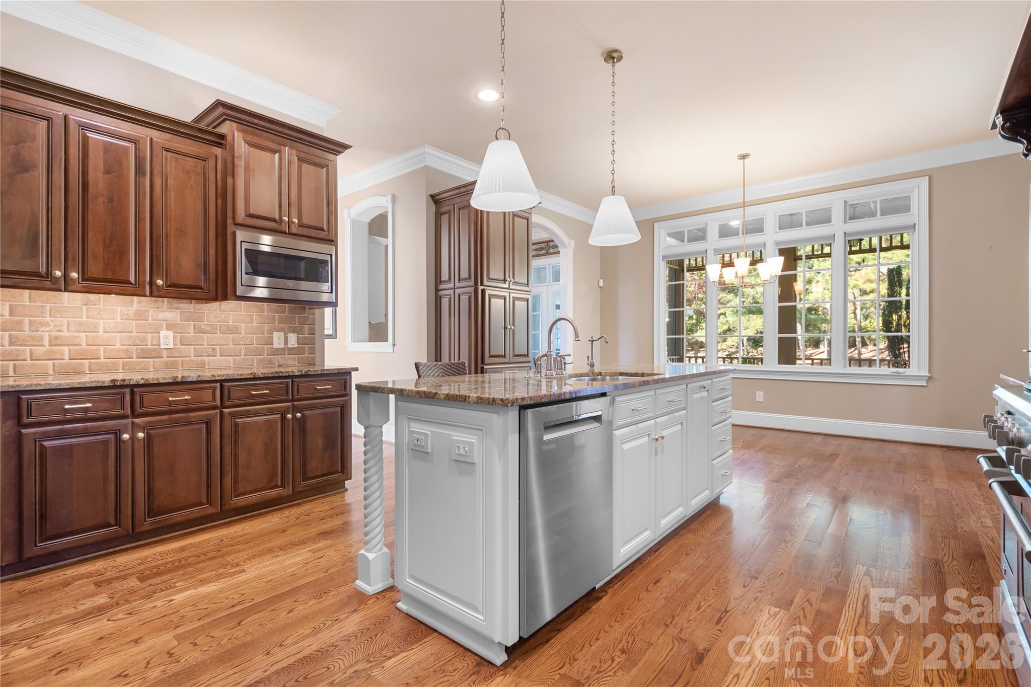 161 Cape Cod Way Property Photo 21