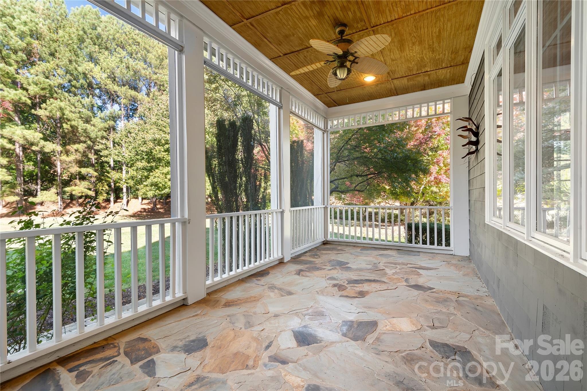 161 Cape Cod Way Property Photo 23