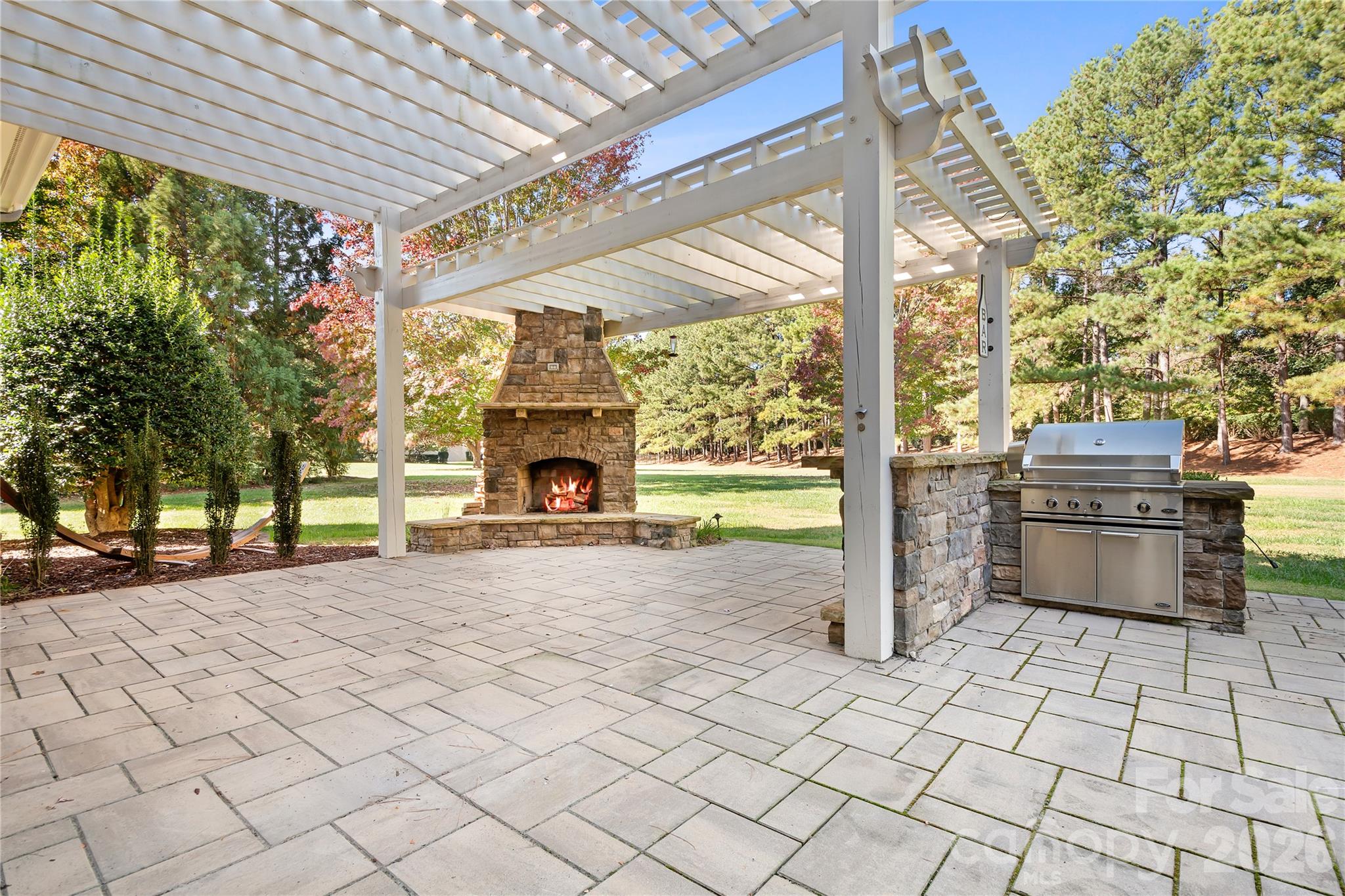 161 Cape Cod Way Property Photo 24