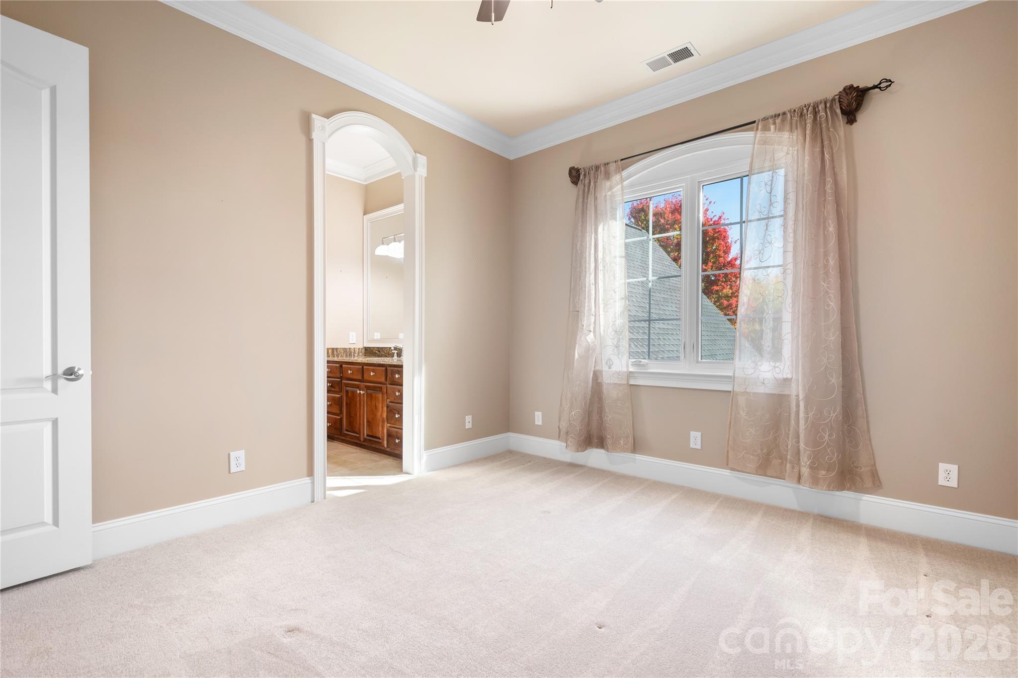 161 Cape Cod Way Property Photo 33