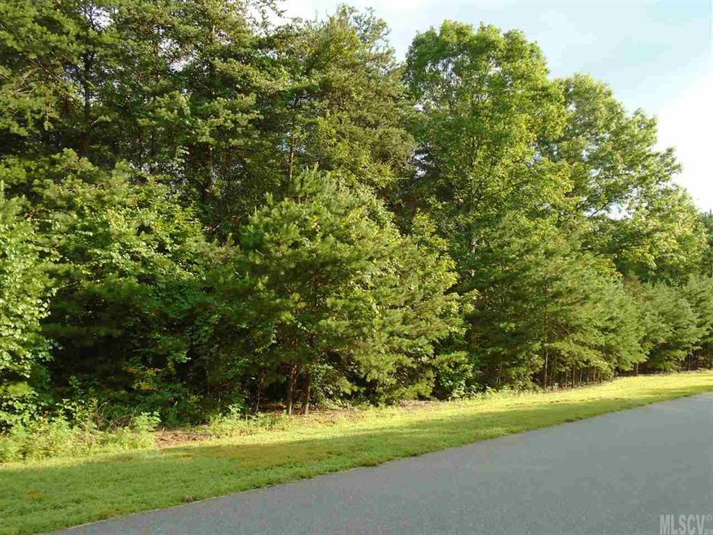 1684 Parkside Drive Property Photo 3