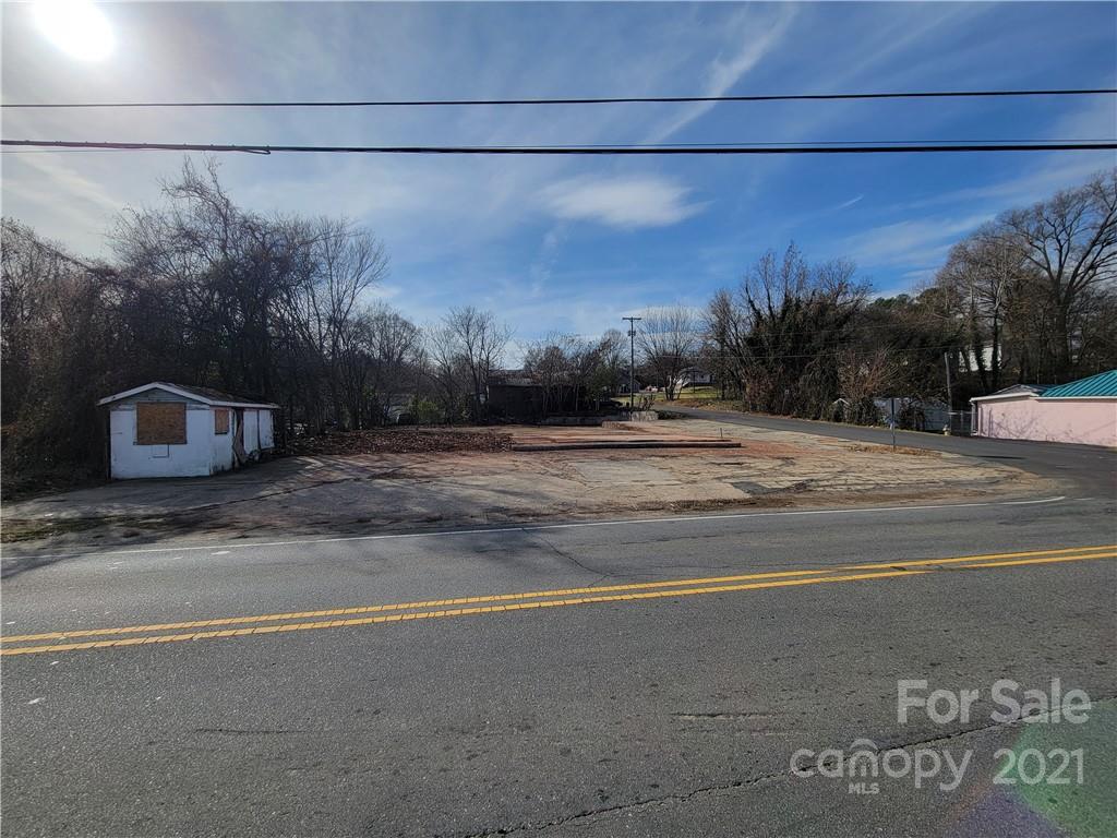 432 Old Charlotte Road Property Photo 3