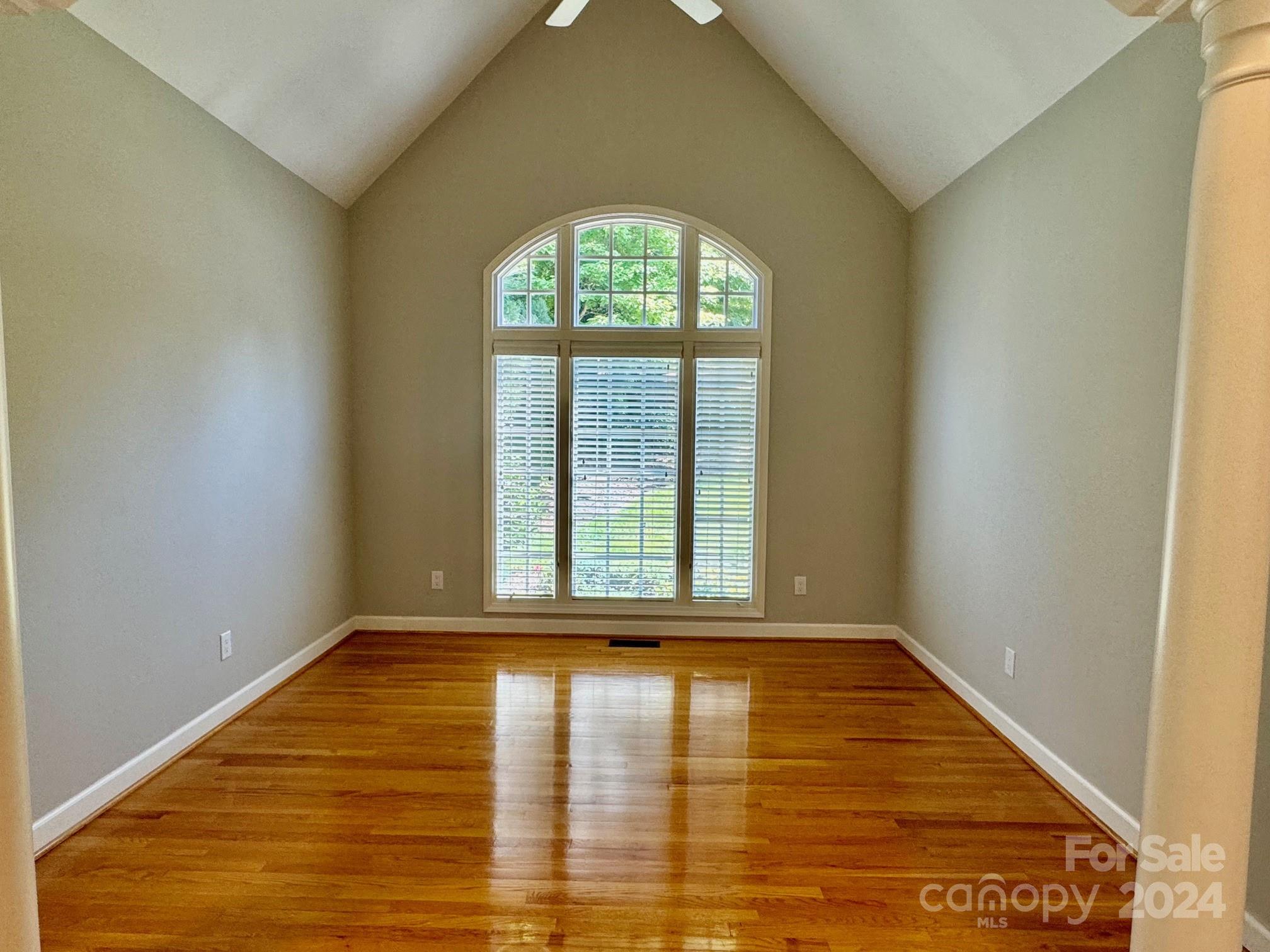 1563 Calls Lodge Court Property Photo 14