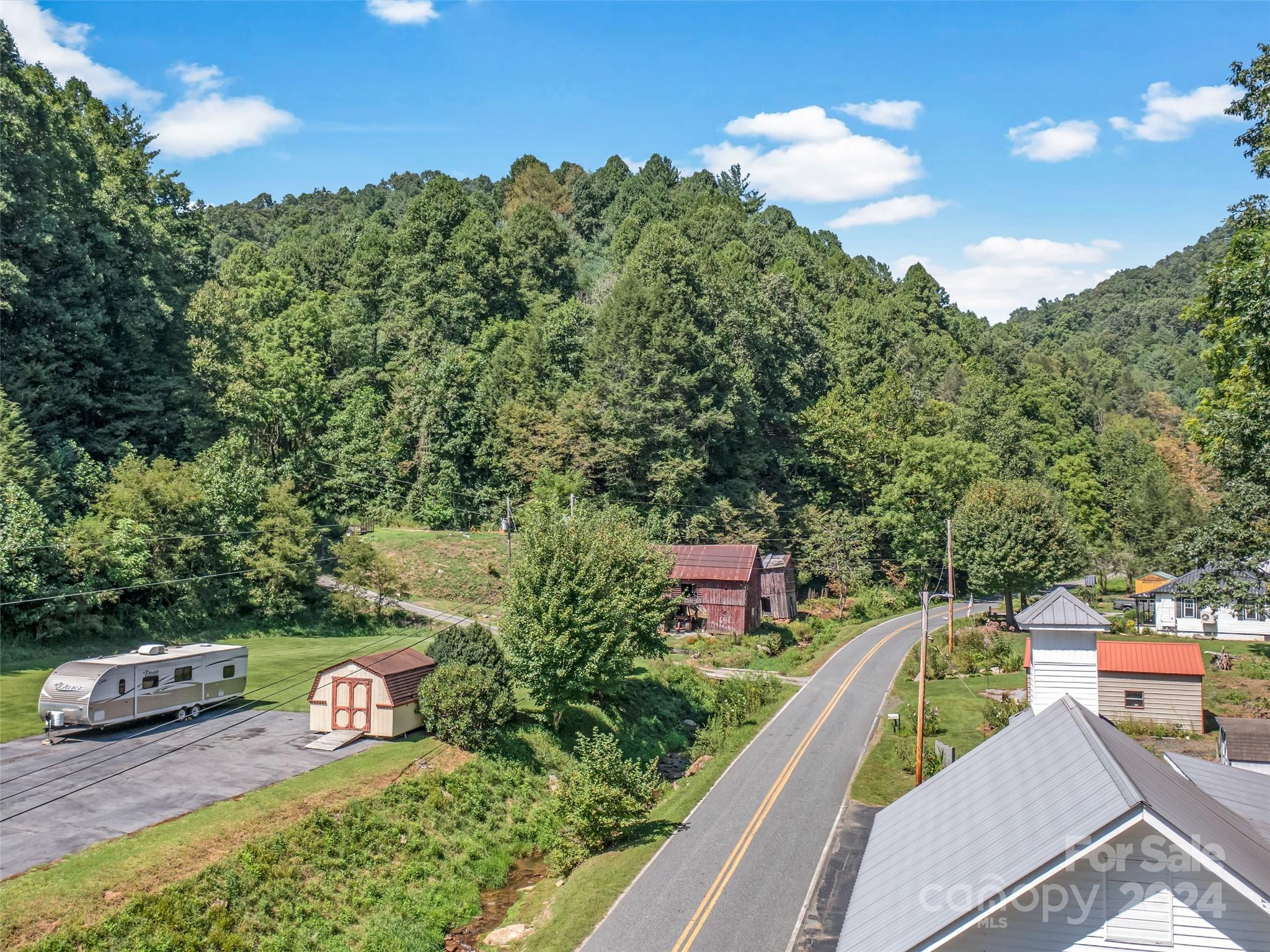 00 Brummetts Creek Road Property Photo 4