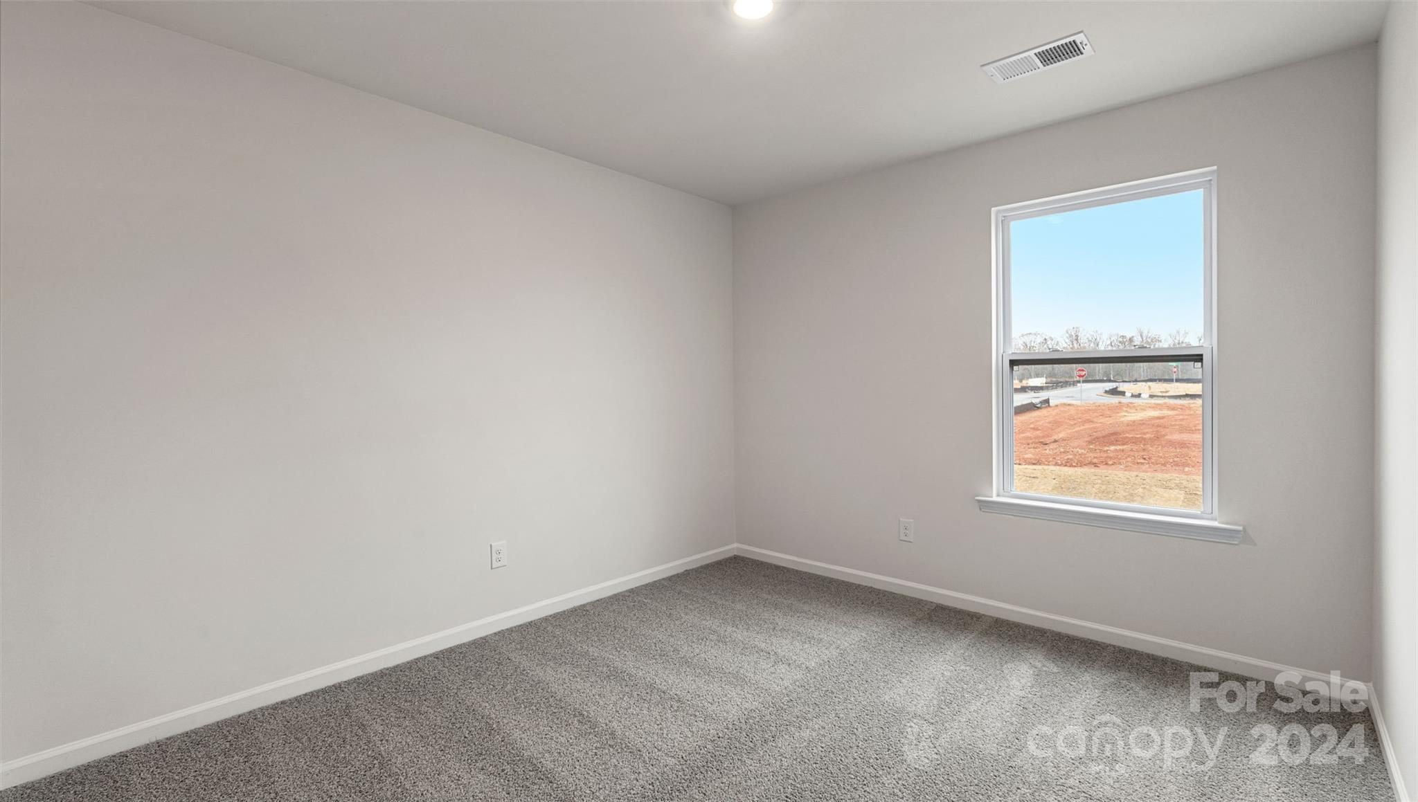 60 Farmwood Trail 30 Property Photo 4