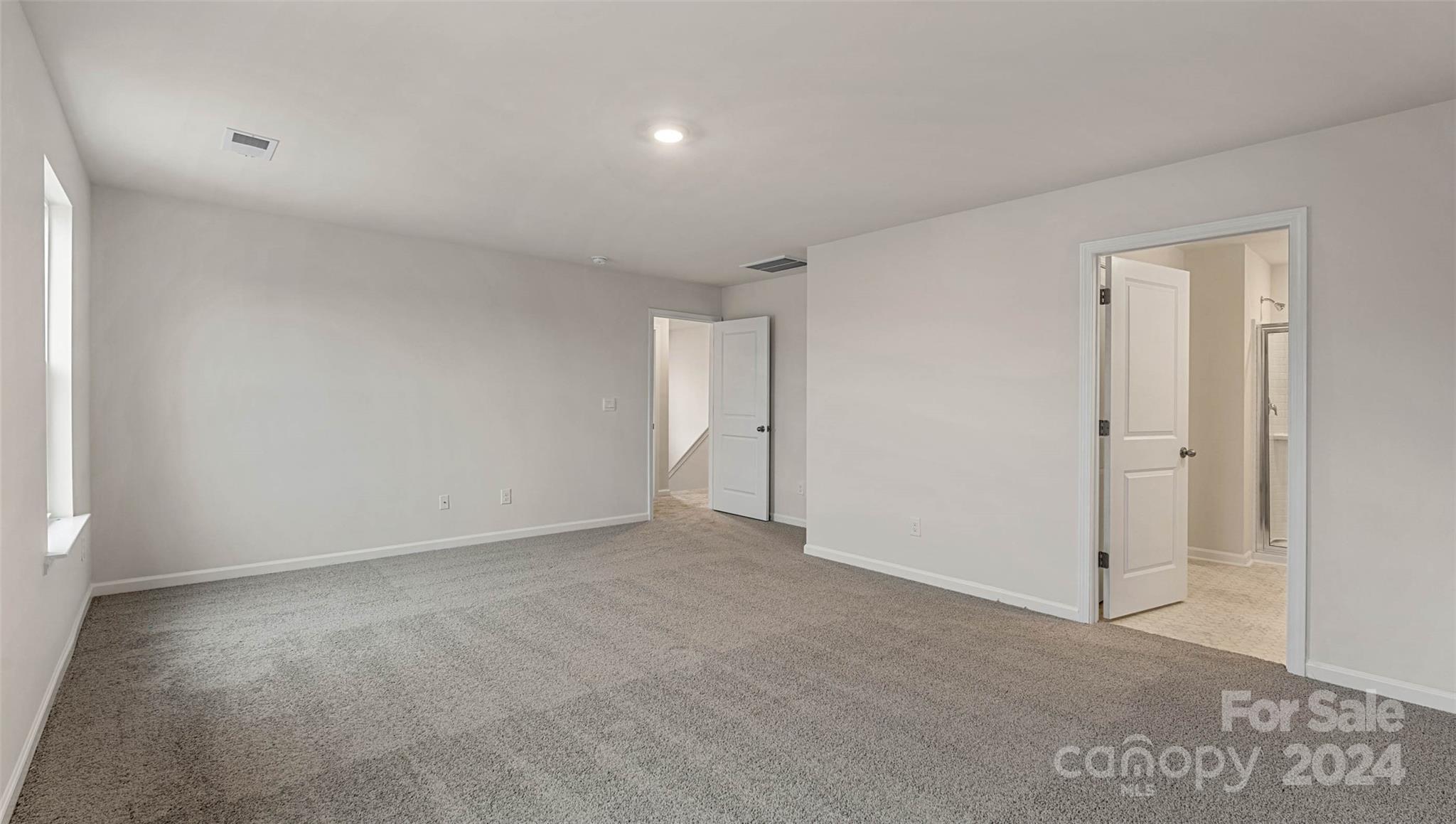 60 Farmwood Trail 30 Property Photo 8