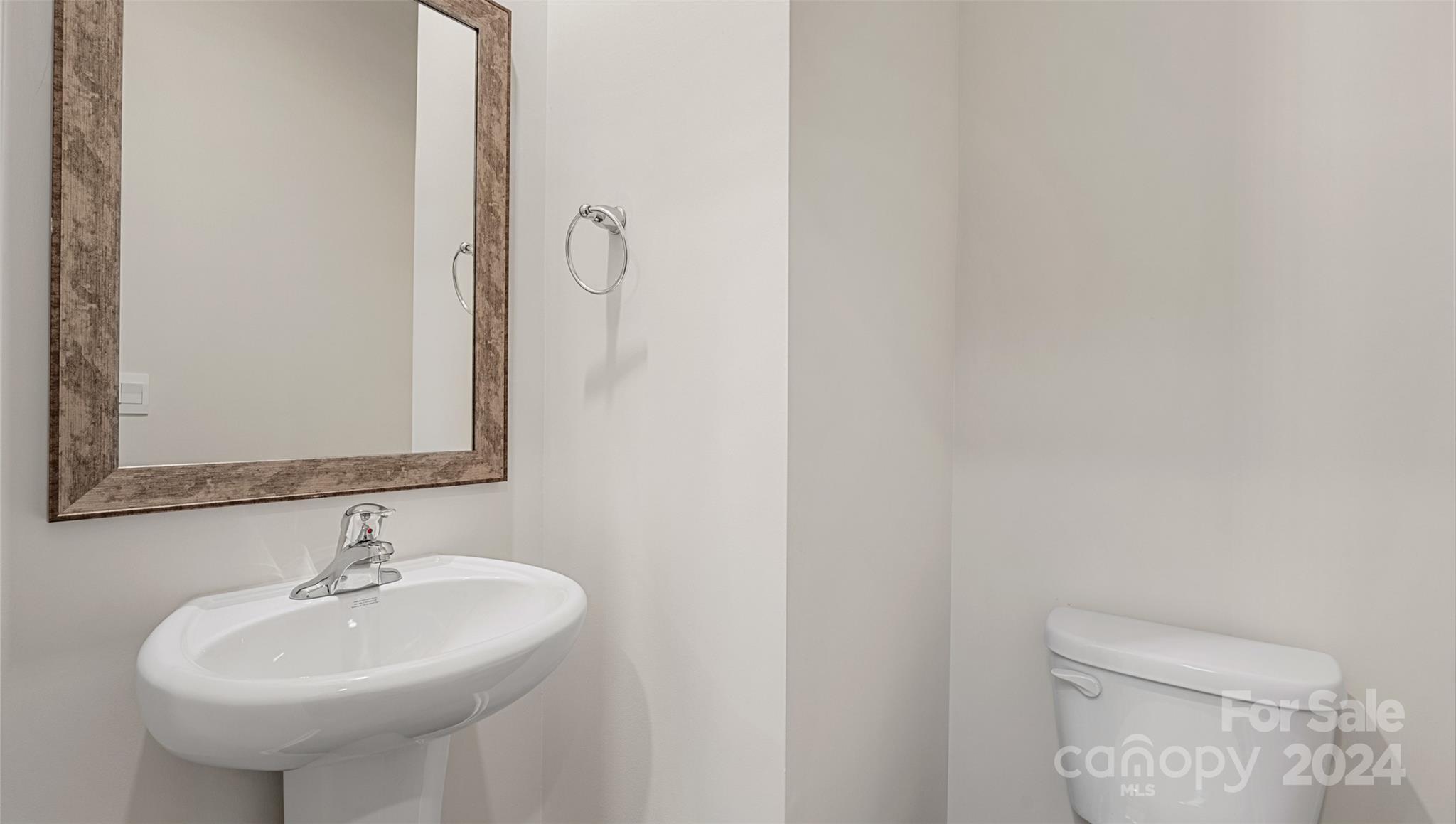 60 Farmwood Trail 30 Property Photo 24