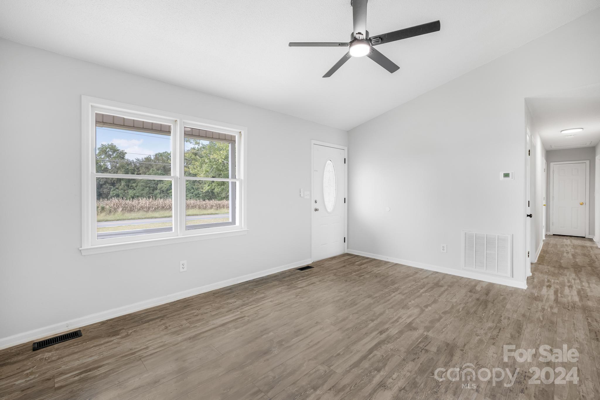 215 Bethesda Road Property Photo 6