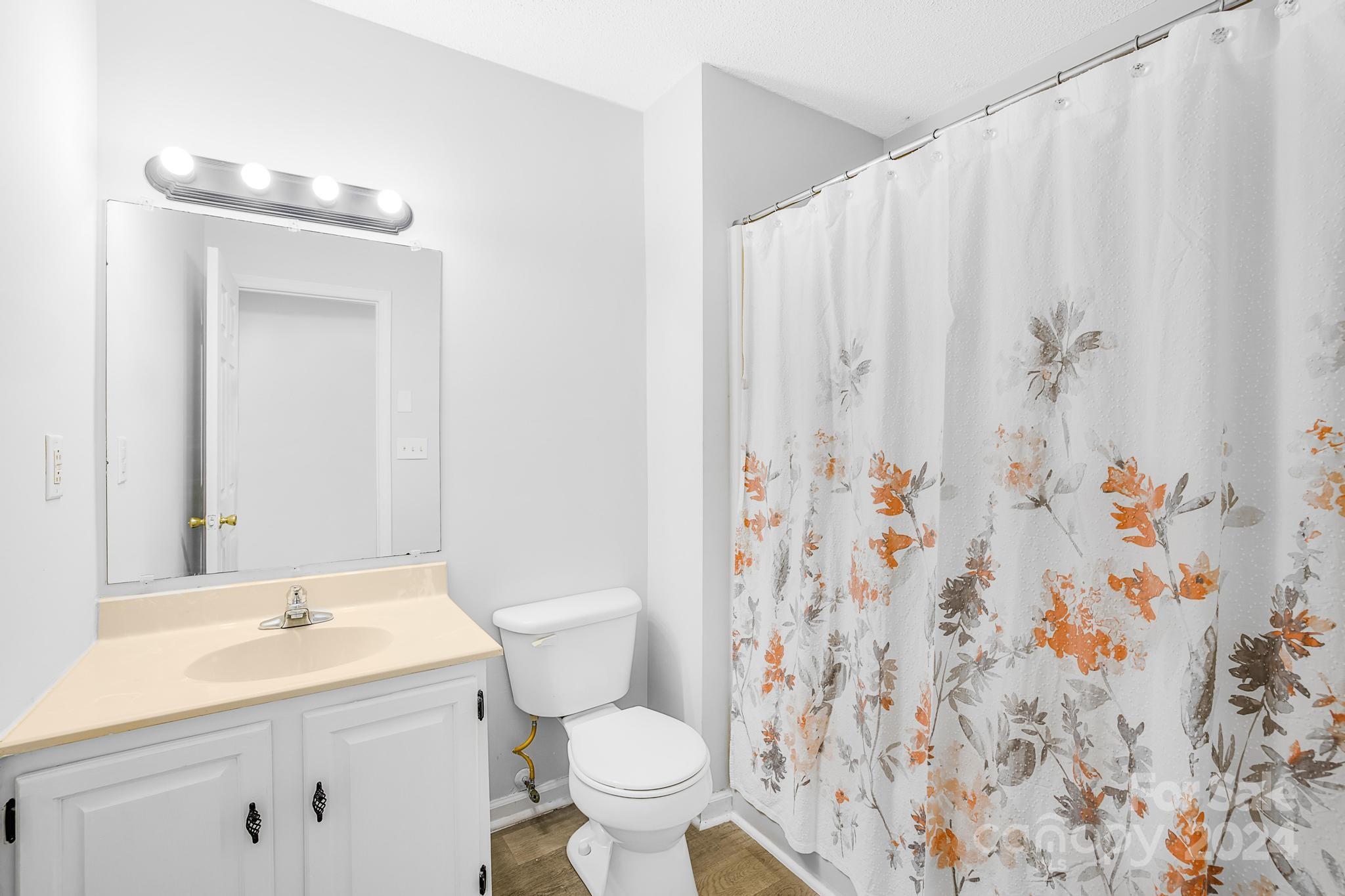 215 Bethesda Road Property Photo 8
